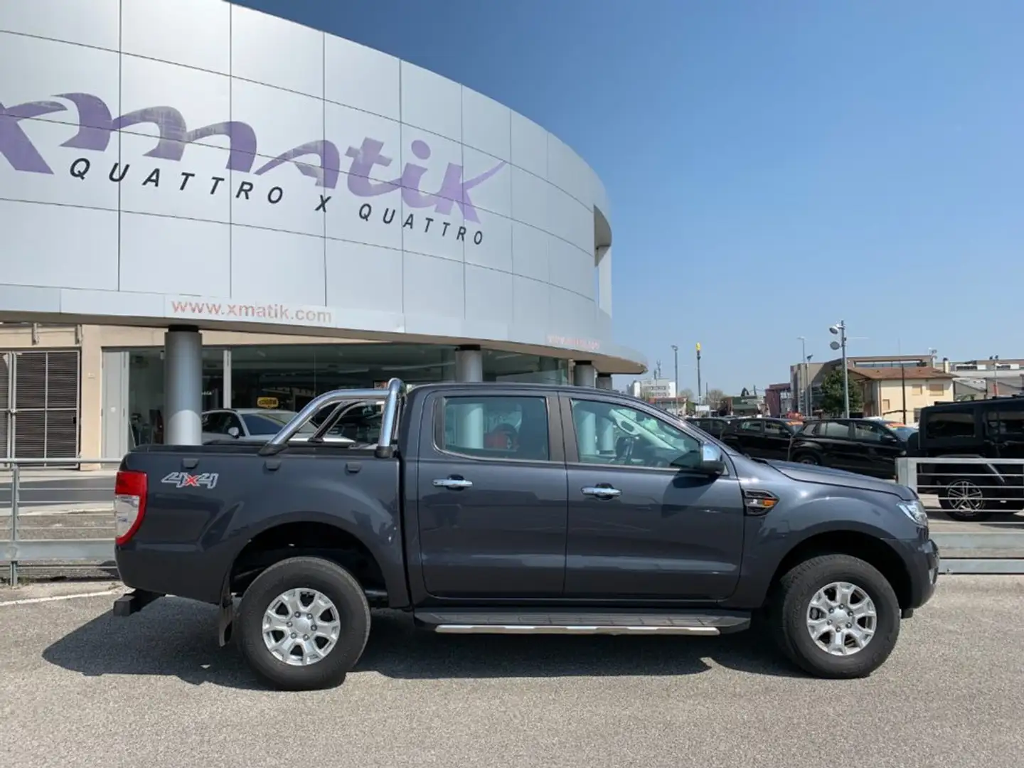 Ford Ranger 2.2 TDCi Doppia Cabina XLT 5pt. IVA COMPRESA Grigio - 2