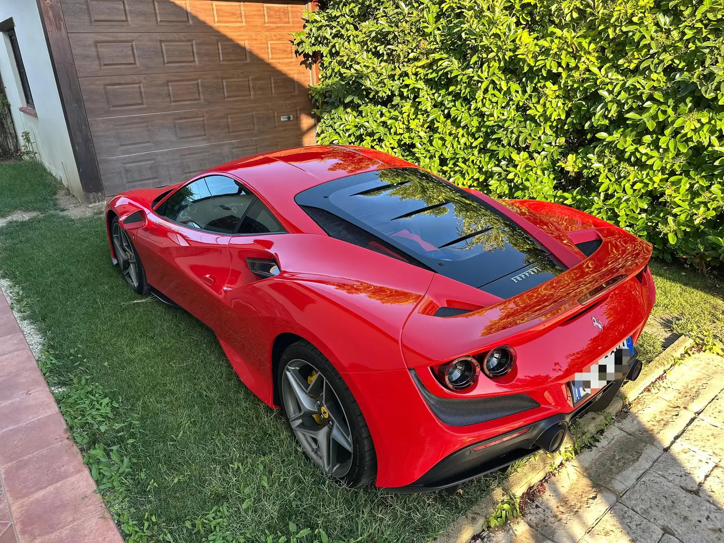 Ferrari F8 Tributo F8 Tributo Coupe 3.9 Rouge - 2