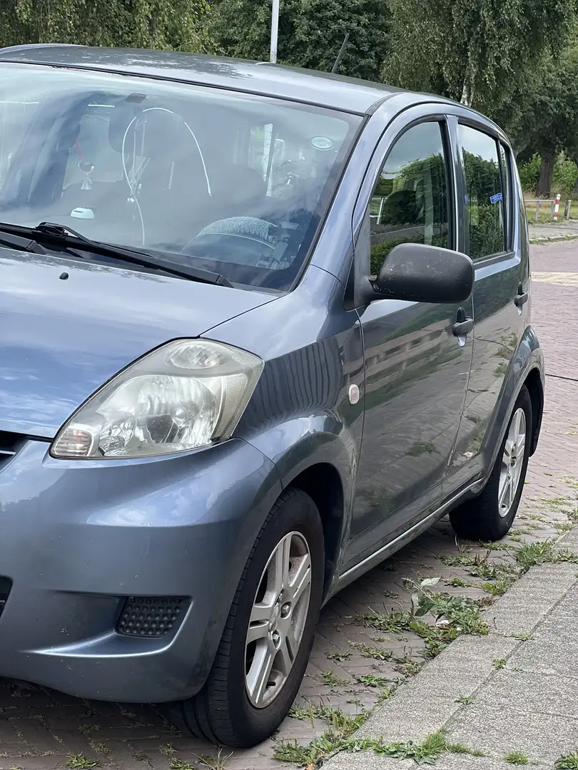 Daihatsu Sirion 1.0 - 2