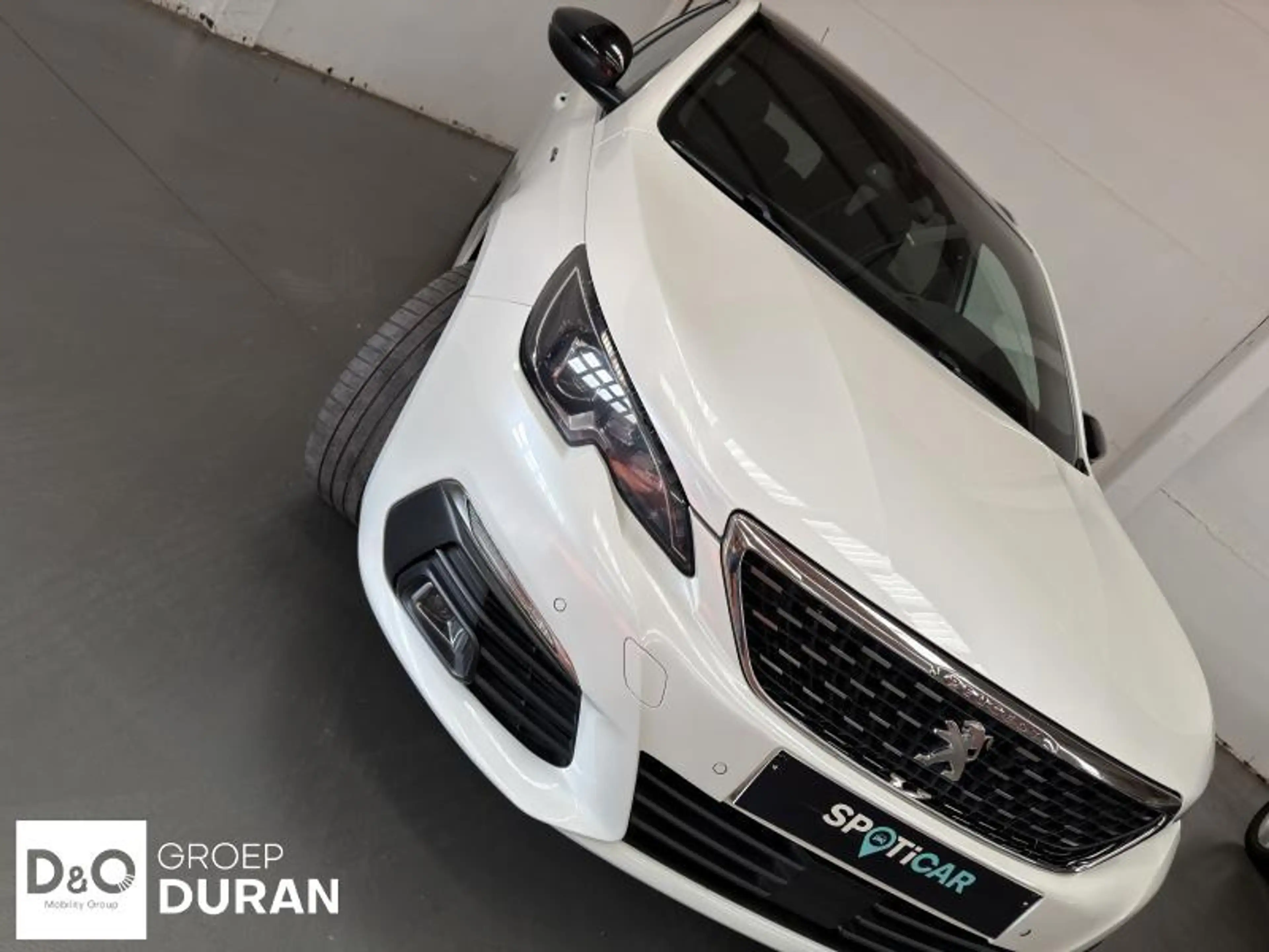 Peugeot 308 II SW GT Line — photo 3