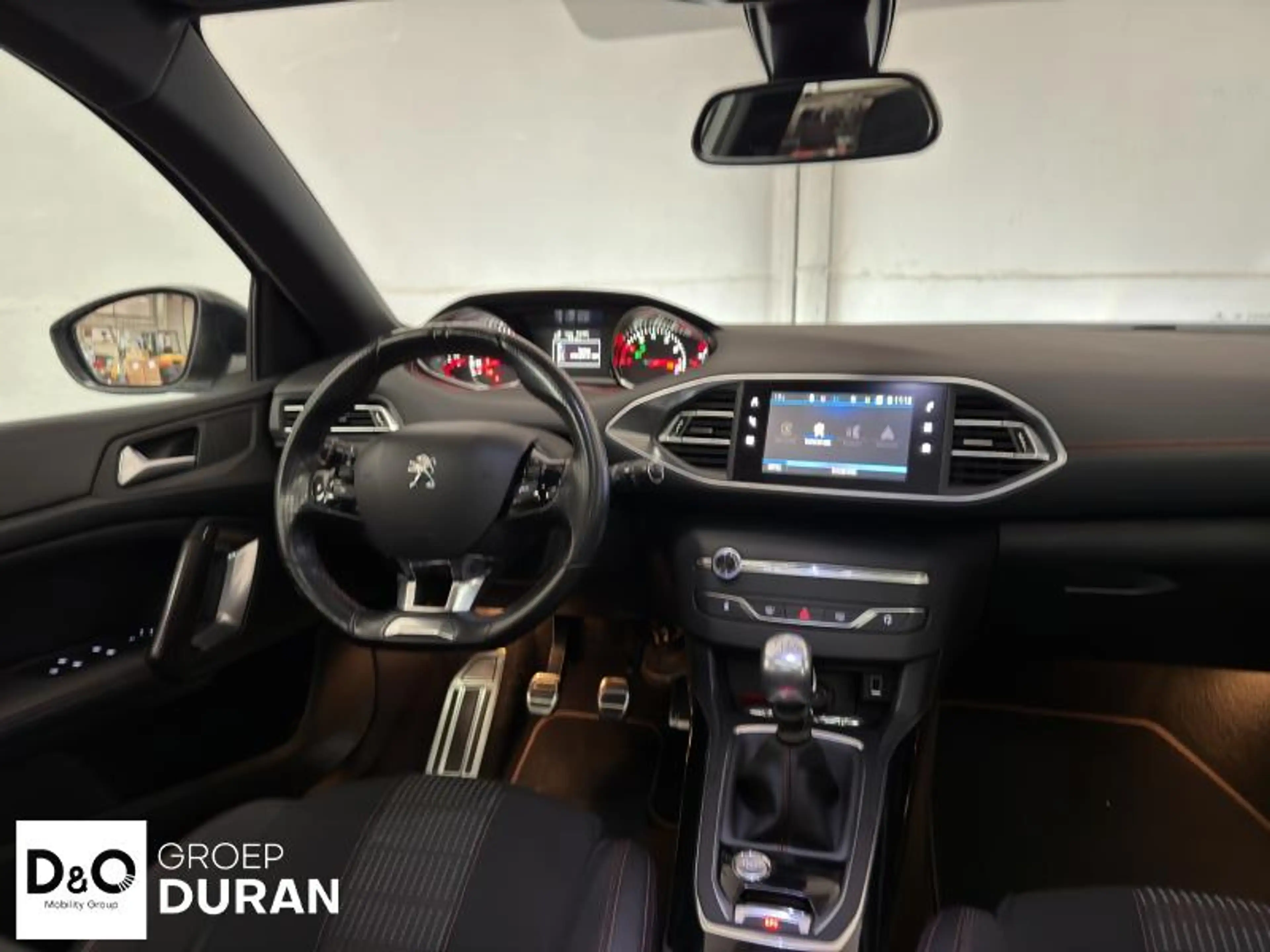 Peugeot 308 II SW GT Line — photo 7