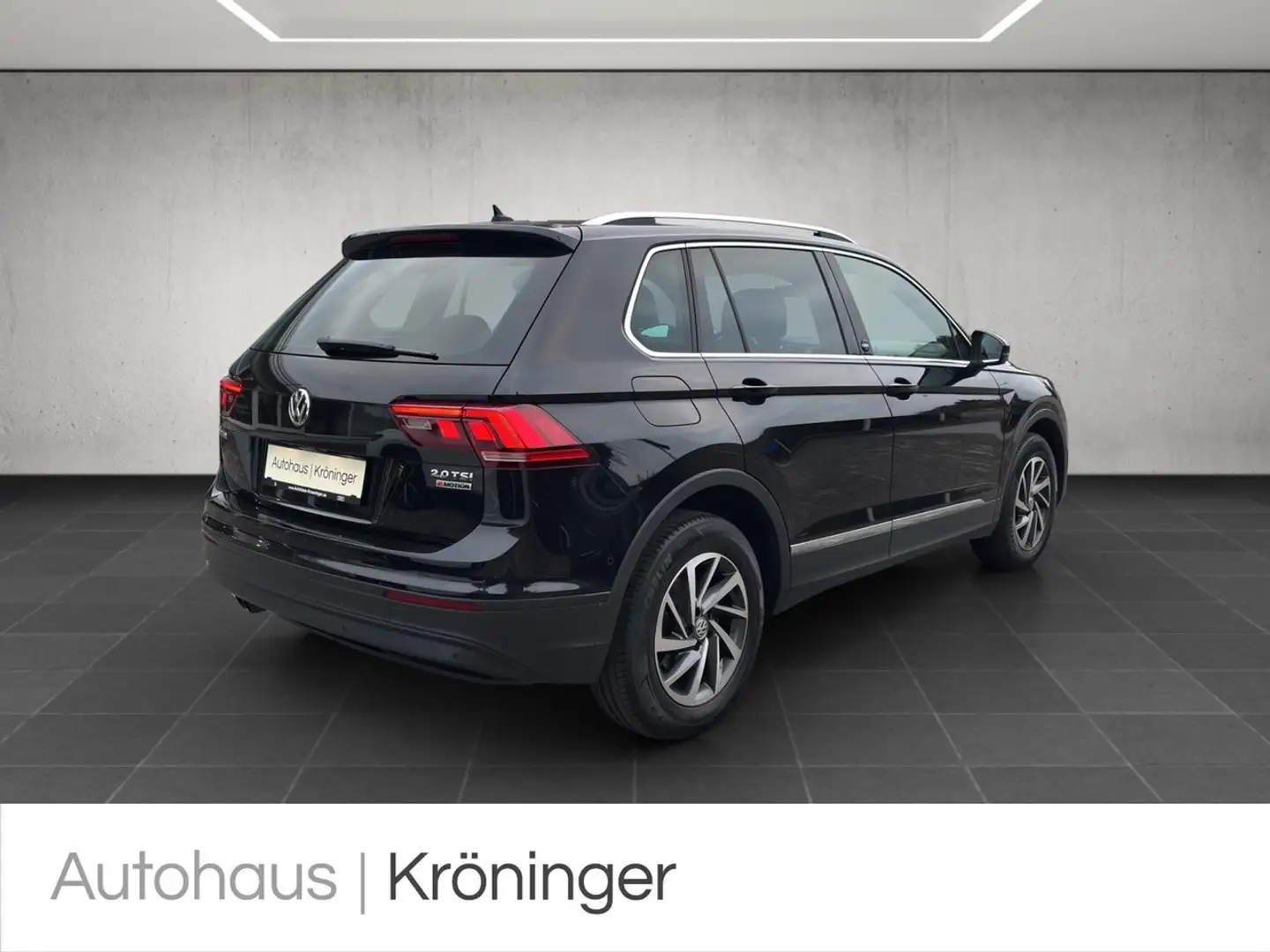 Volkswagen Tiguan 2.0 TSI DSG Sound 4Motion AHK ACC Navi Schwarz - 2