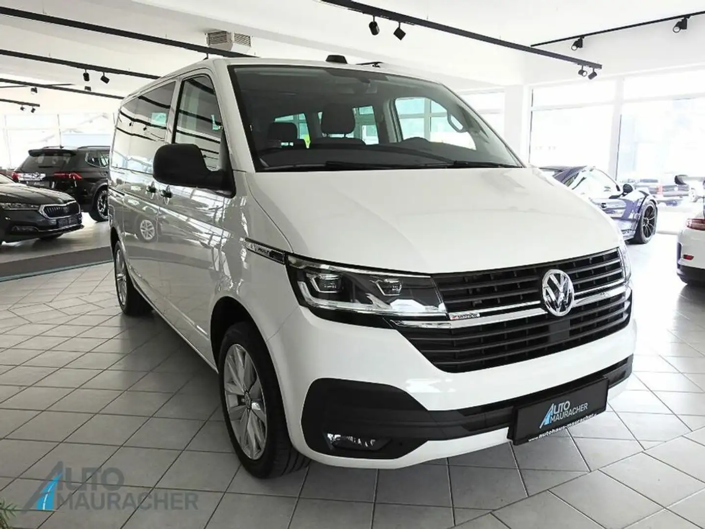Volkswagen T6.1 Multivan 2,0 TDI 4MOTION DSG*AHK*LED*STHZG* Blanco - 2