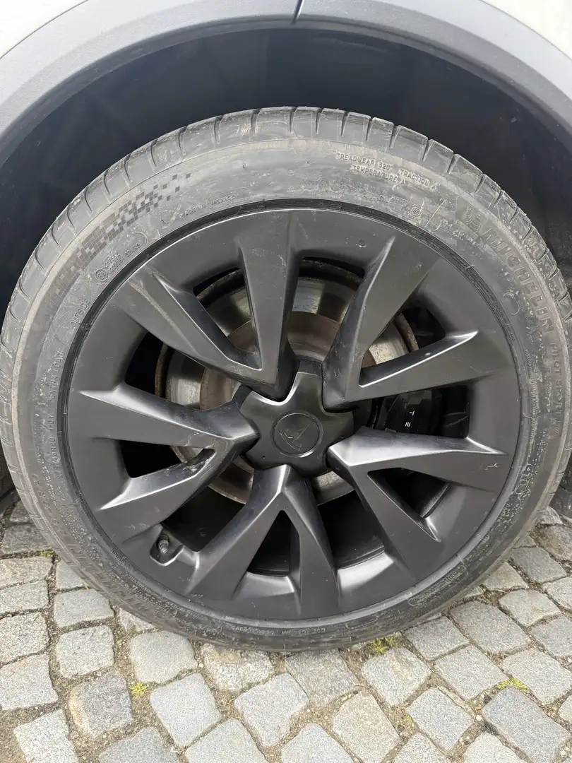 Tesla Model X long range - 2