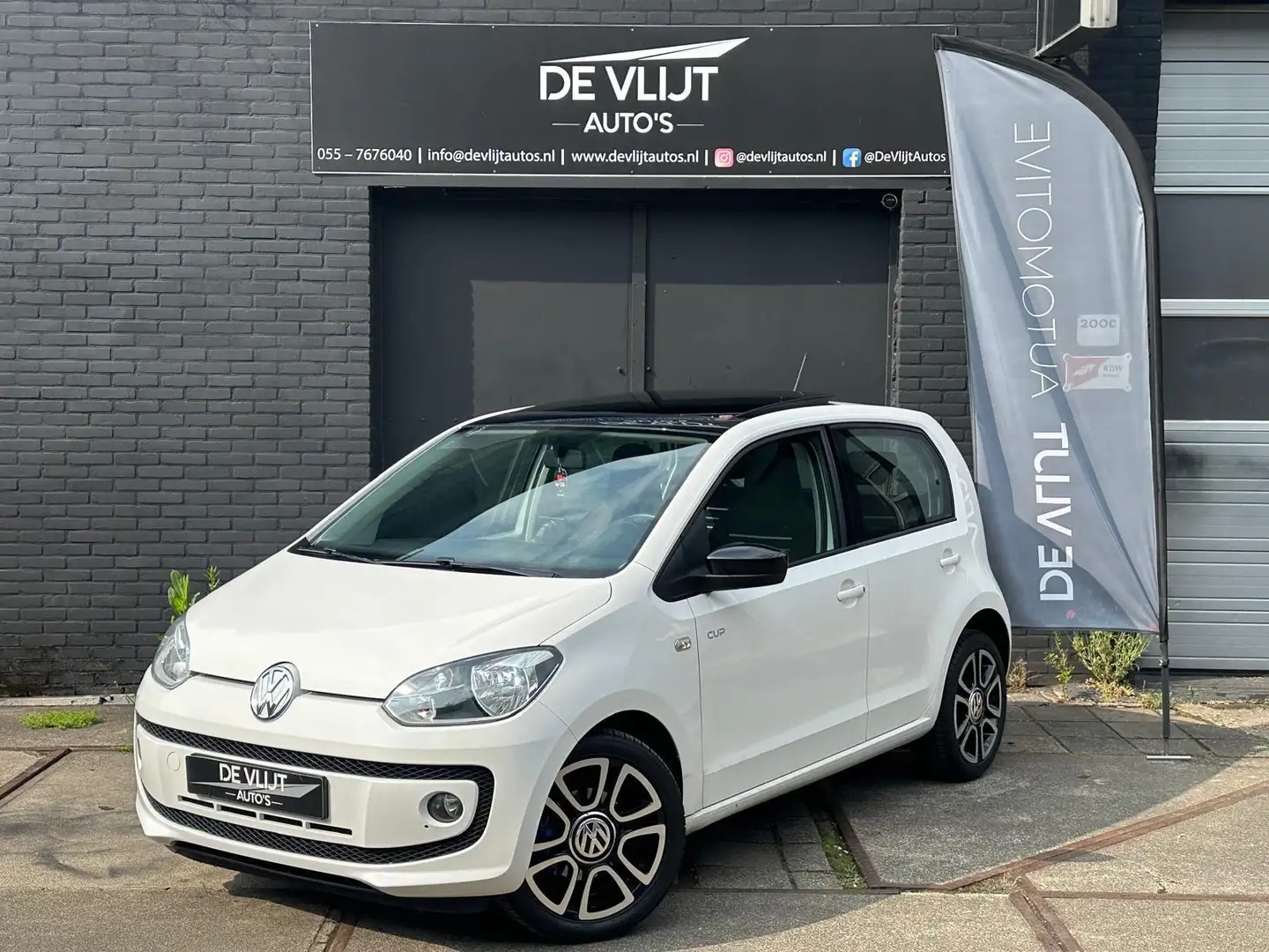 Volkswagen up! 1.0 CUP 5 DRS | Pano | Airco | Stoelverwarming | N Weiß - 2