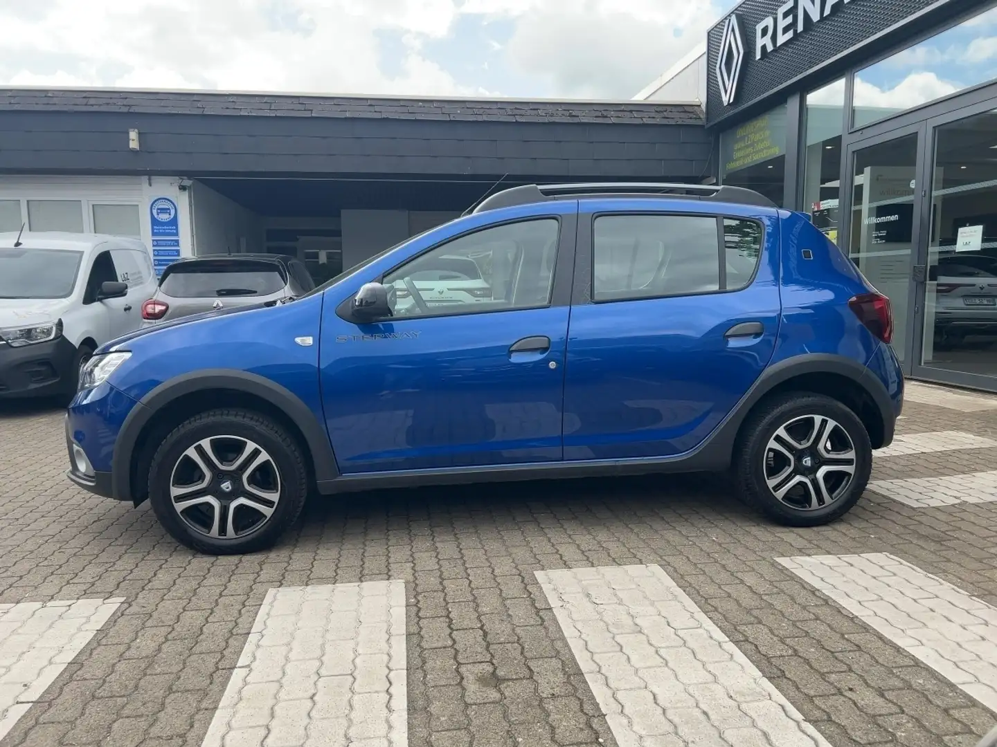 Dacia Sandero Stepway Celebration TCe90 GJR,Navi,Klima Blauw - 2