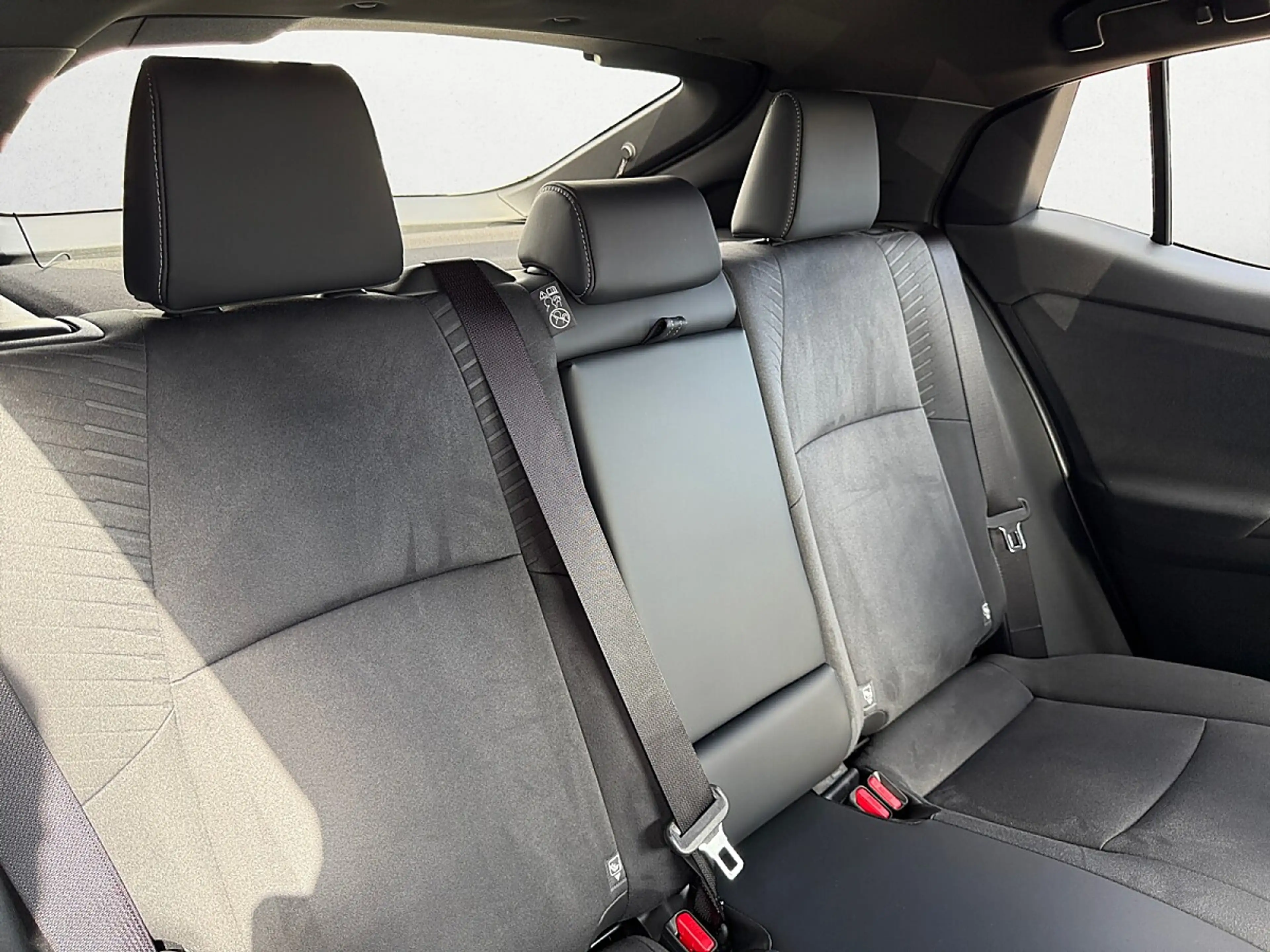 Toyota C-HR+ Elektro 77kWh AWD Lounge | ab 47.350,- — photo 13