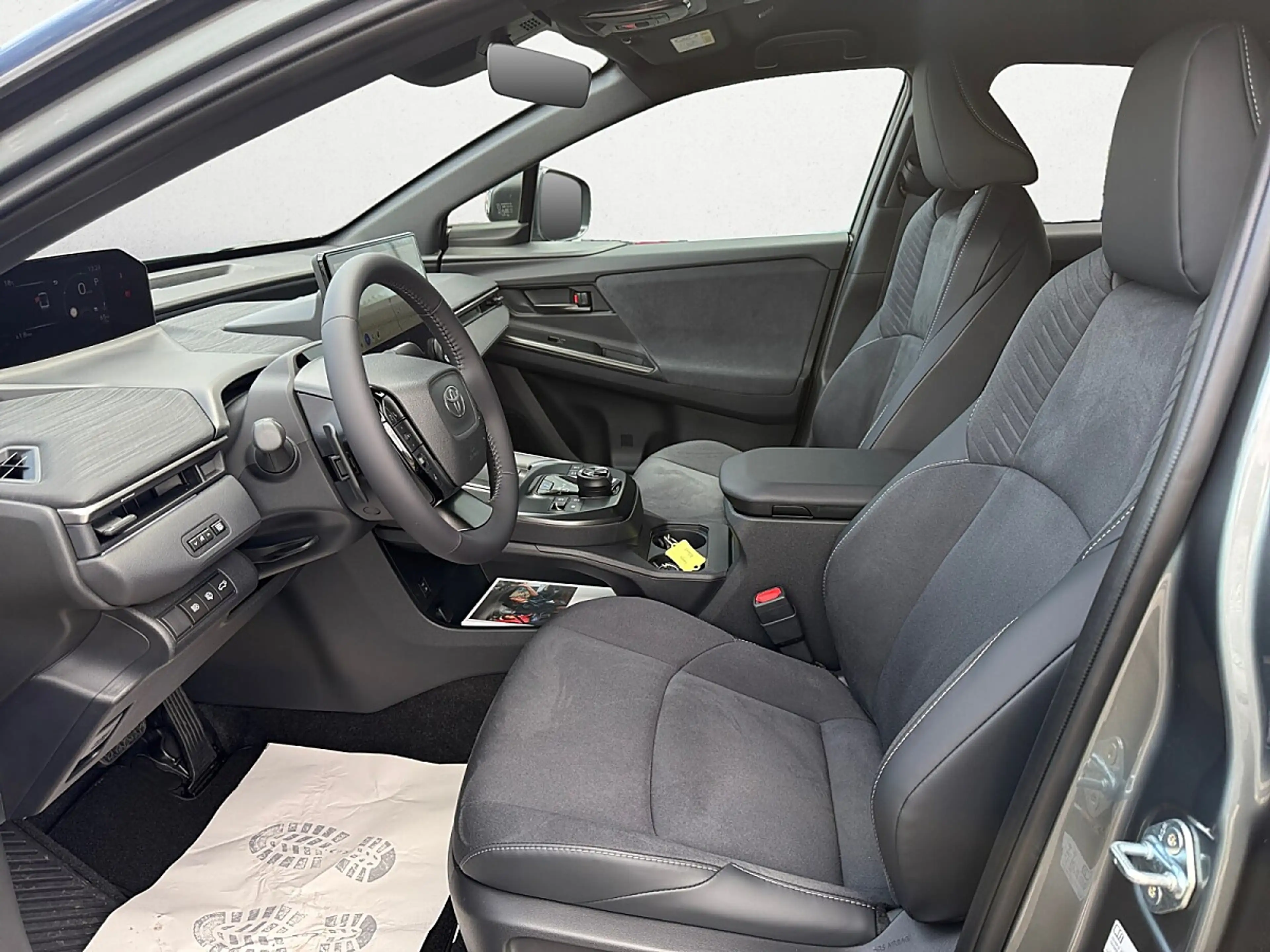 Toyota C-HR+ Elektro 77kWh AWD Lounge | ab 47.350,- — photo 11