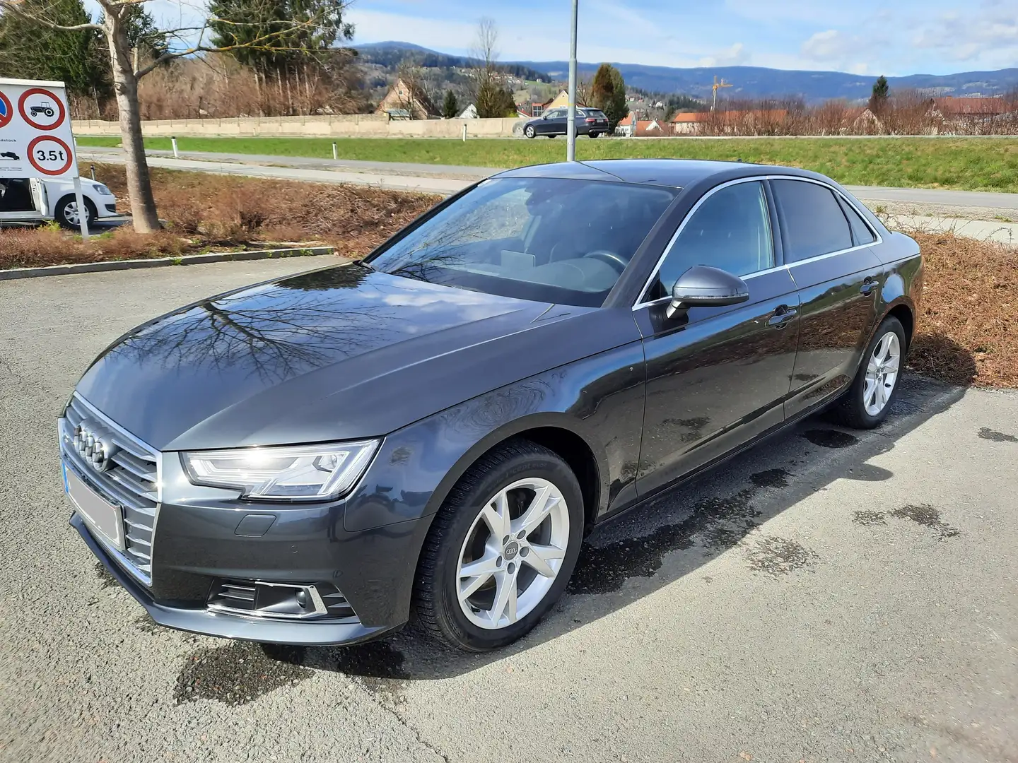 Audi A4 A4 2,0 TDI Sport S-tronic Sport Grau - 1