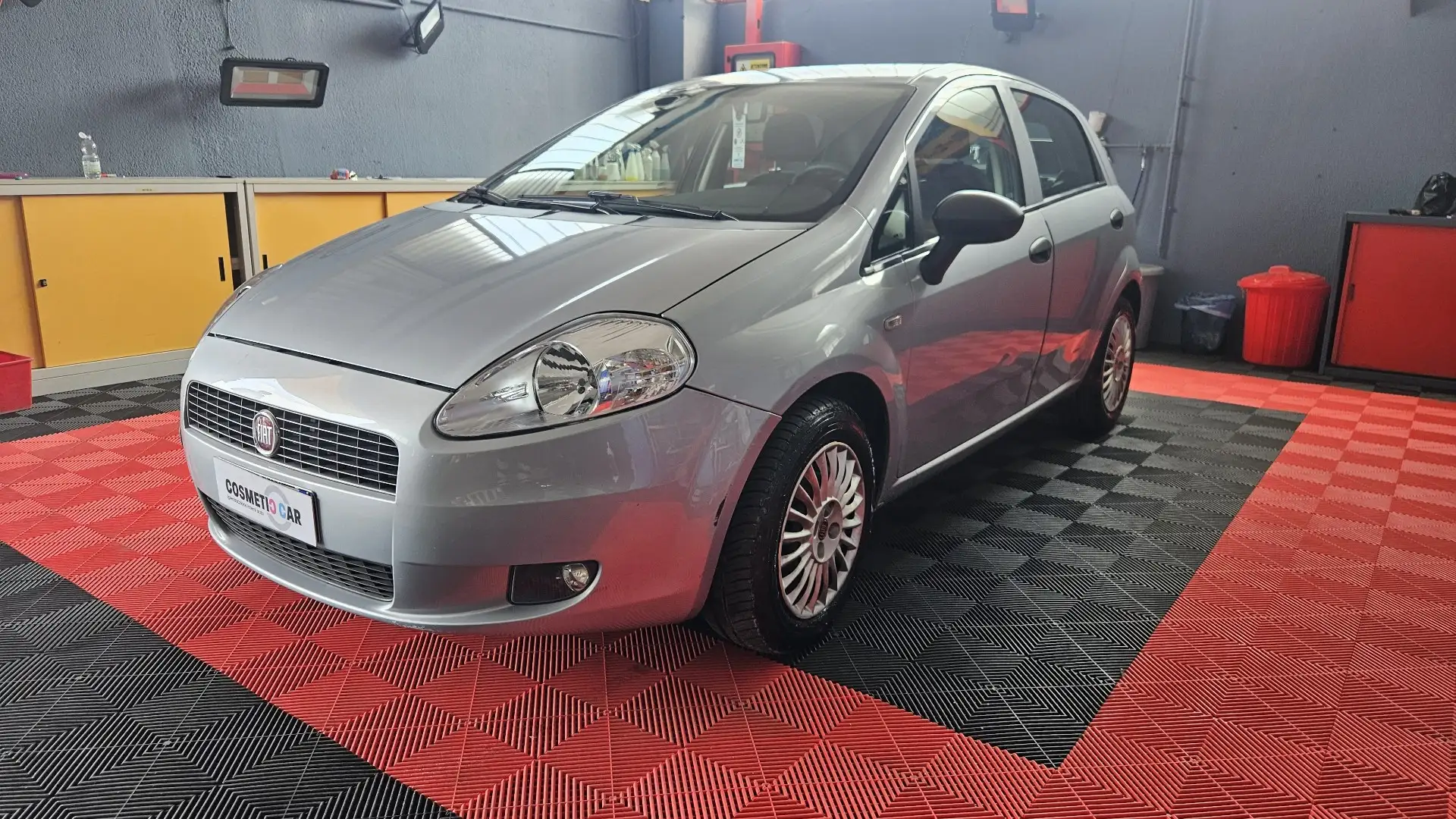 Fiat Grande Punto 5p 1.2 Active 65cv - 1