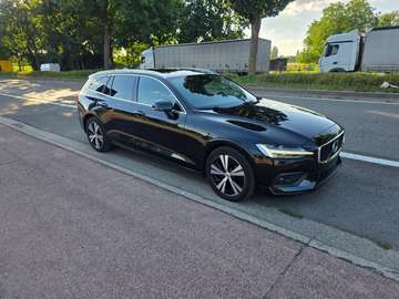 2.0 B4 Momentum Pro Geartronic 1°EIG. IN ZEER GOEDE STAAT 2021' 121000KM !! DIESEL/HYBRIDE EURO6d !!