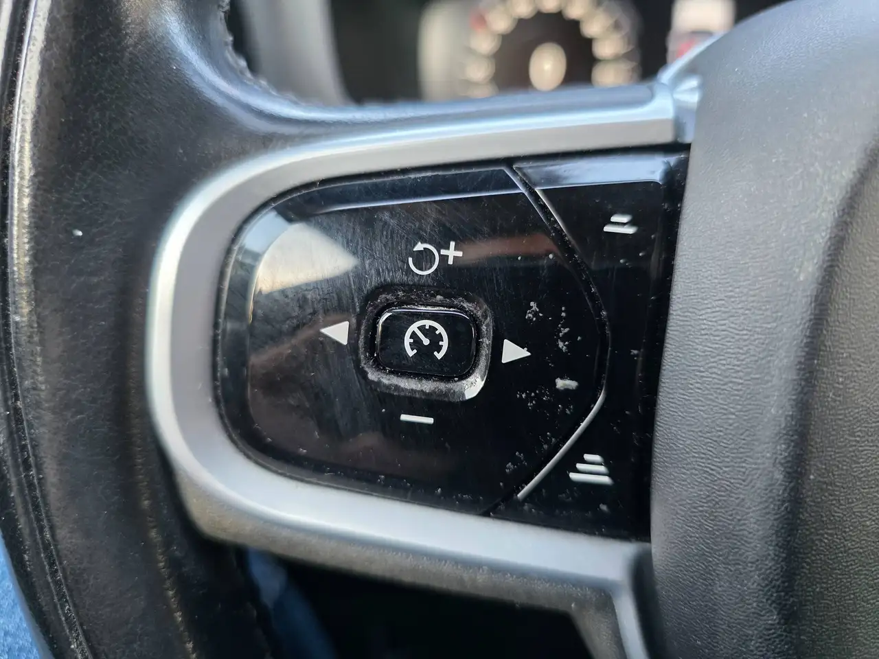 Volvo V60 2.0 B4 Momentum Pro Geartronic 1°EIG. IN ZEER GOEDE STAAT 2021' 121000KM !! DIESEL/HYBRIDE, миниатюра 21