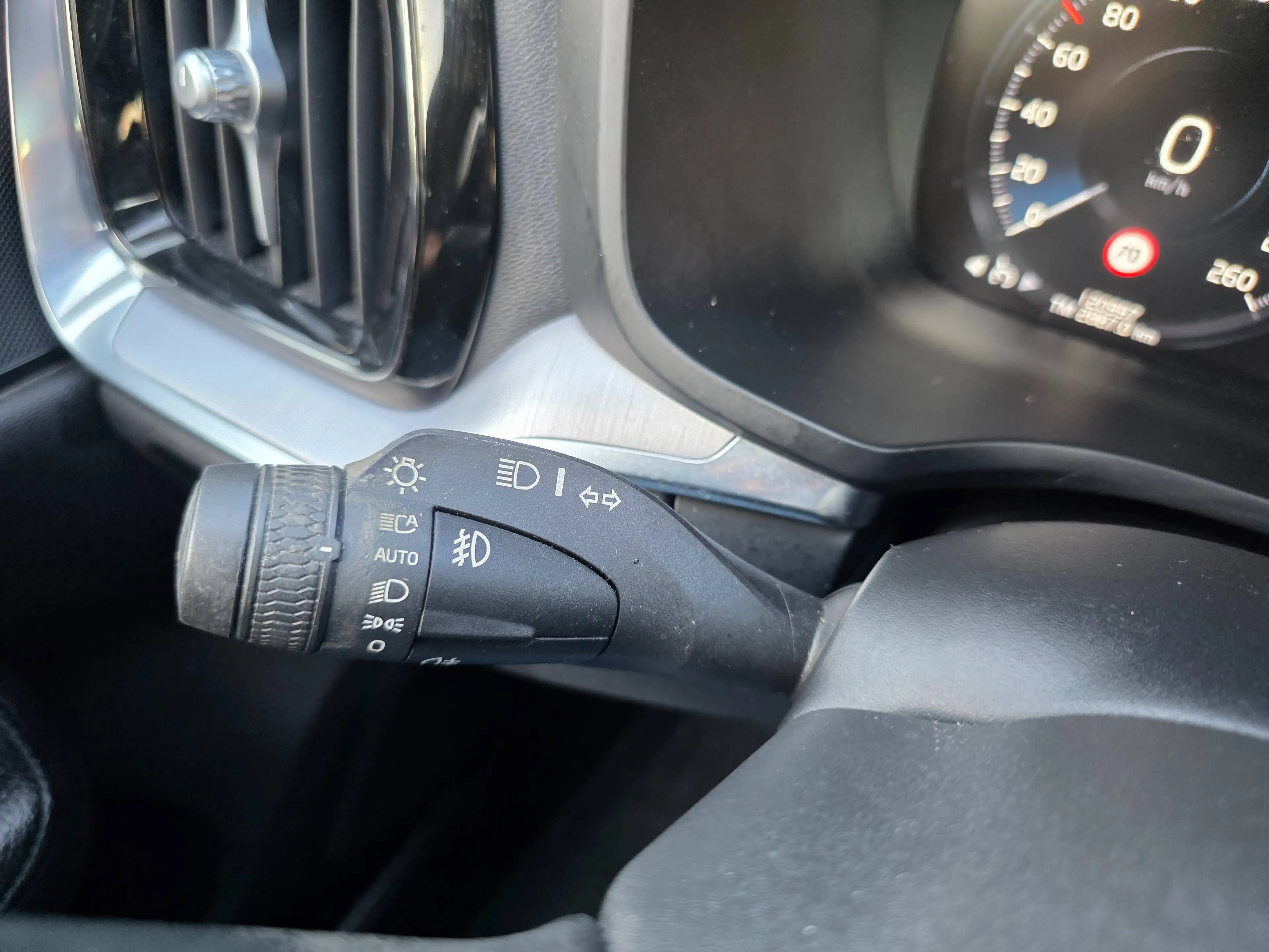 Volvo V60 2.0 B4 Momentum Pro Geartronic 1°EIG. IN ZEER GOEDE STAAT 2021' 121000KM !! DIESEL/HYBRIDE EURO6d !! — photo 23