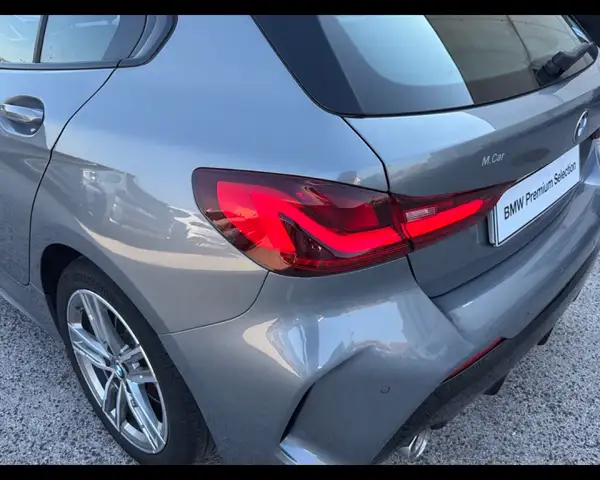 BMW 1 Series view 12