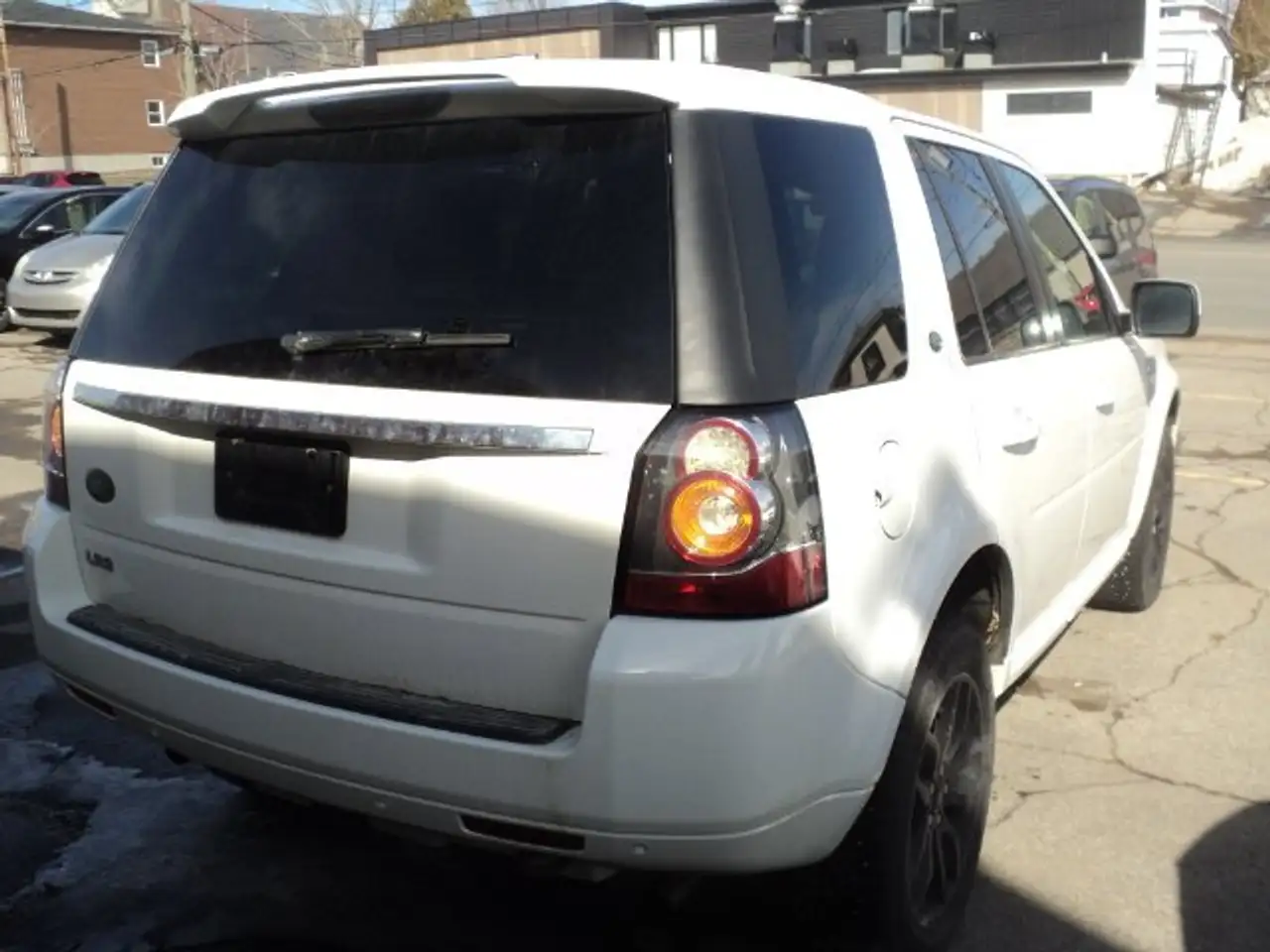 Land Rover LR2 снимка Land Rover LR2