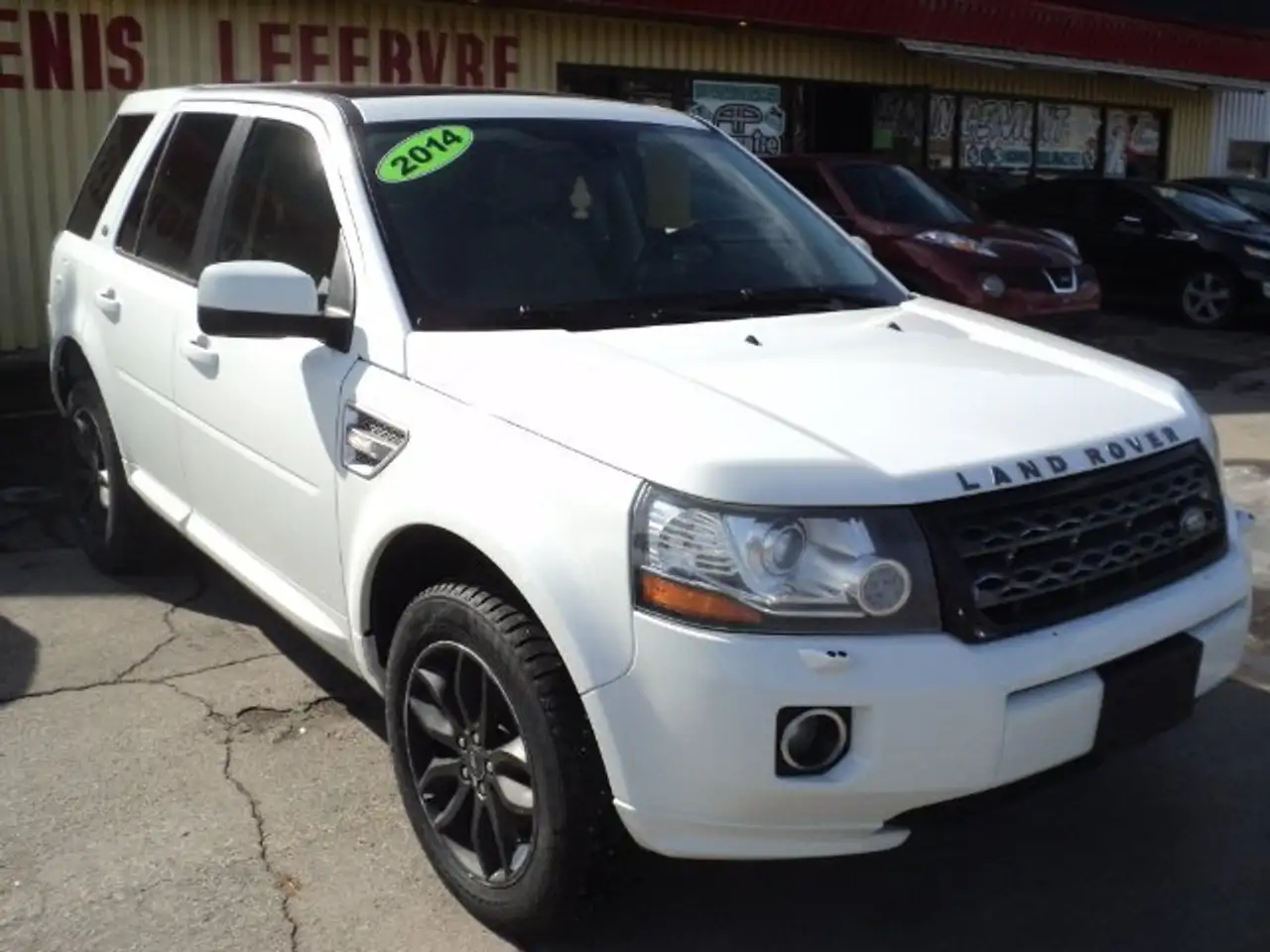 Land Rover LR2 снимка Land Rover LR2