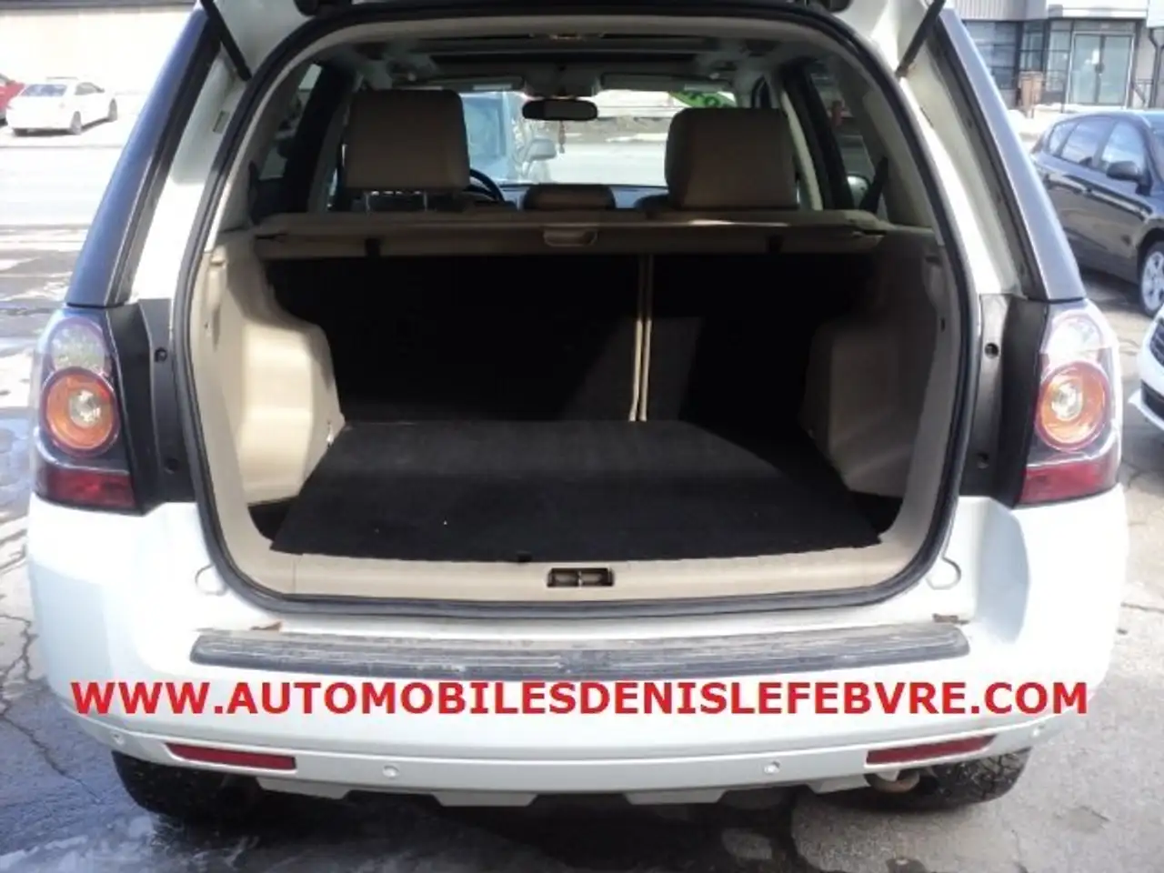 Land Rover LR2 снимка Land Rover LR2