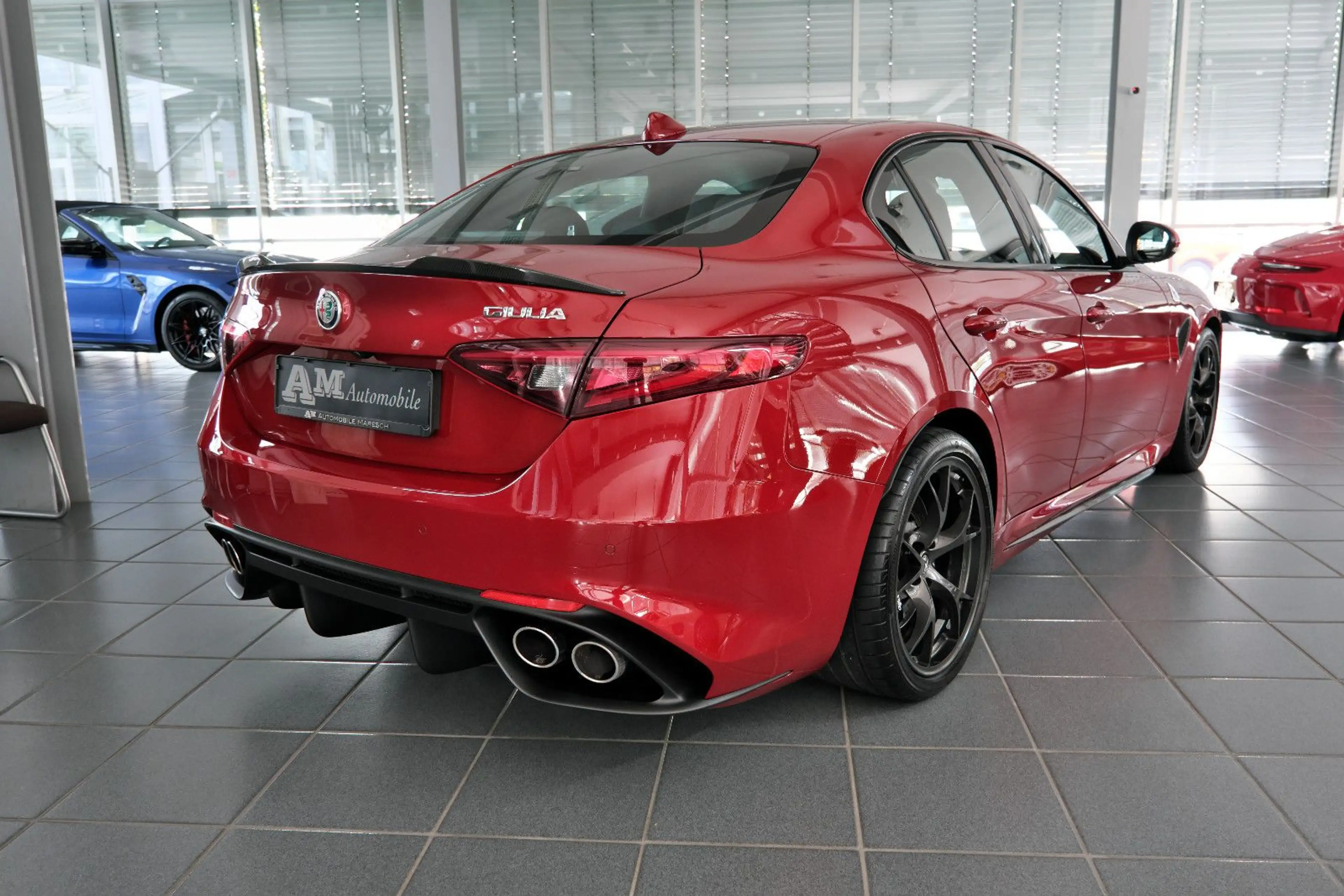 Alfa Romeo Giulia Quadrifoglio Rosso Competizione 1. Hand — photo 7