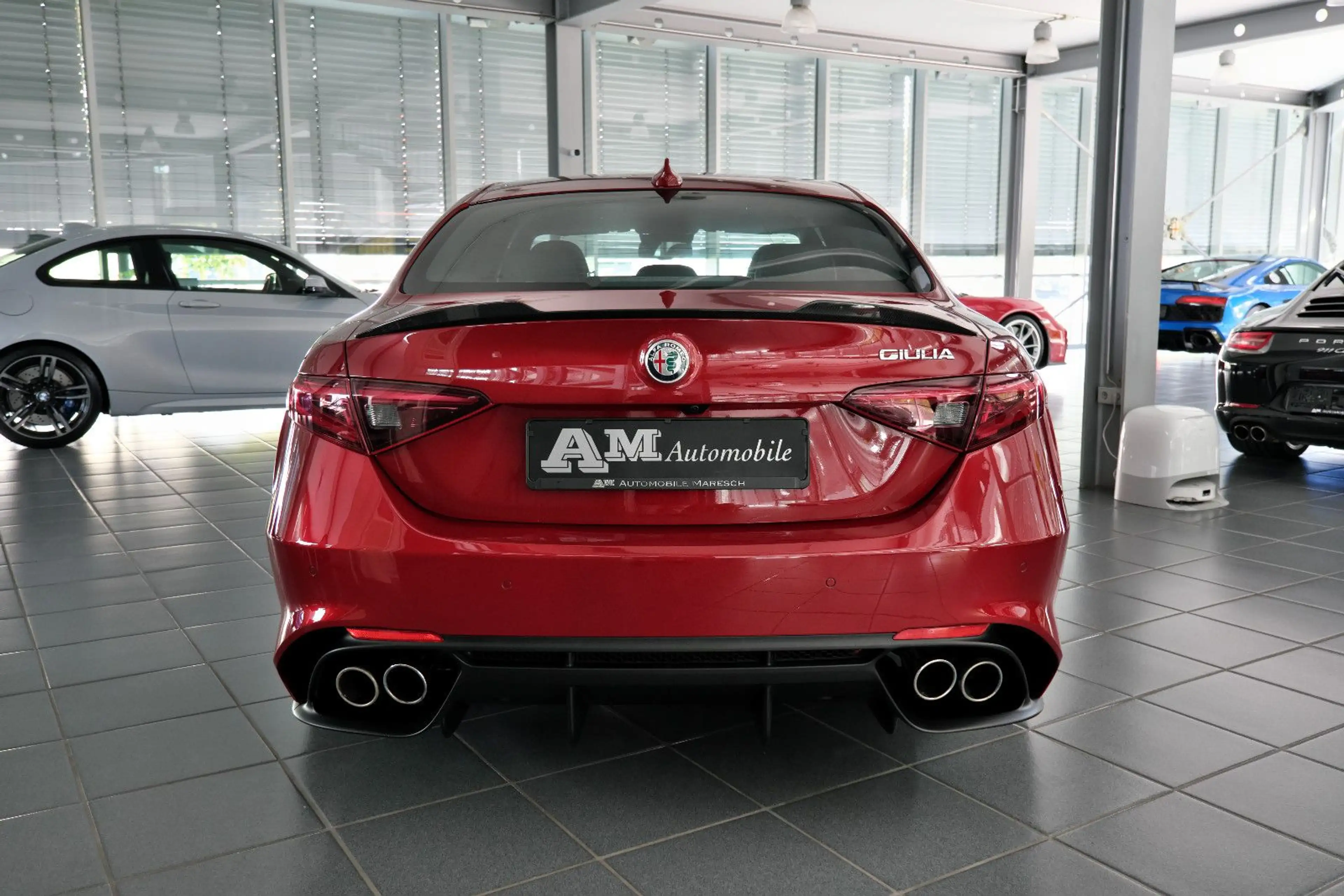 Alfa Romeo Giulia Quadrifoglio Rosso Competizione 1. Hand — photo 6
