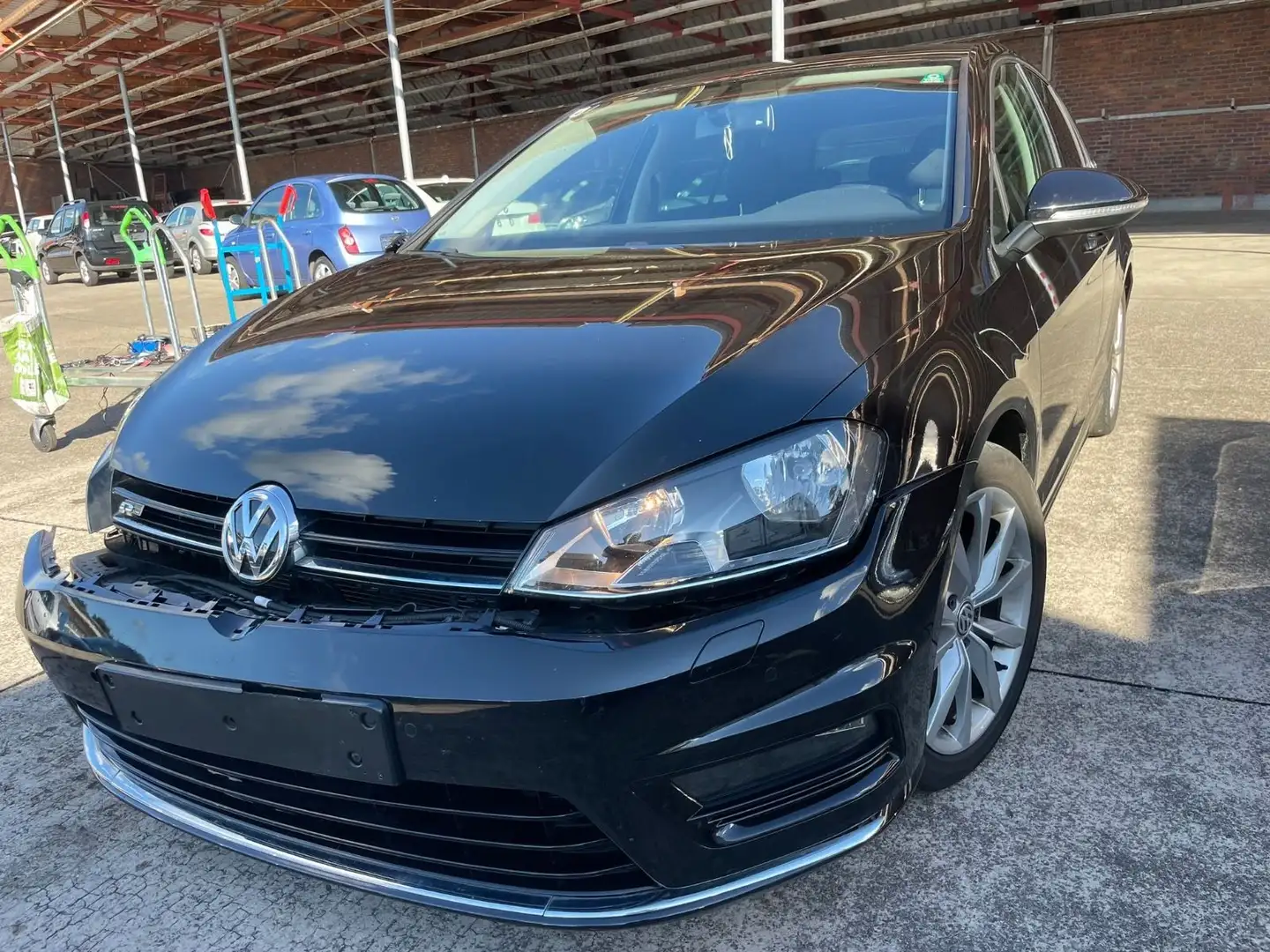 Volkswagen Golf VII Lim. Comfortline BMT/AUTOMATK/SHZ/KLIMA Schwarz - 1