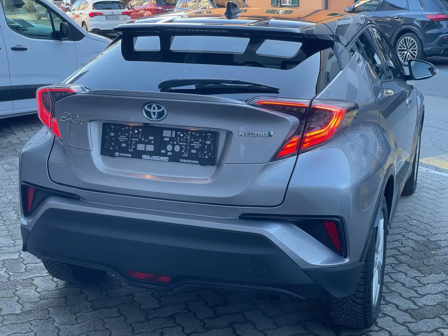 Toyota C-HR C-HR 1,8 Hybrid DYNAMIC Silber - 2