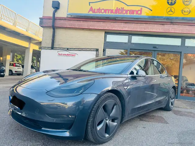Tesla Model 3 Long Range Dual Motor AWD