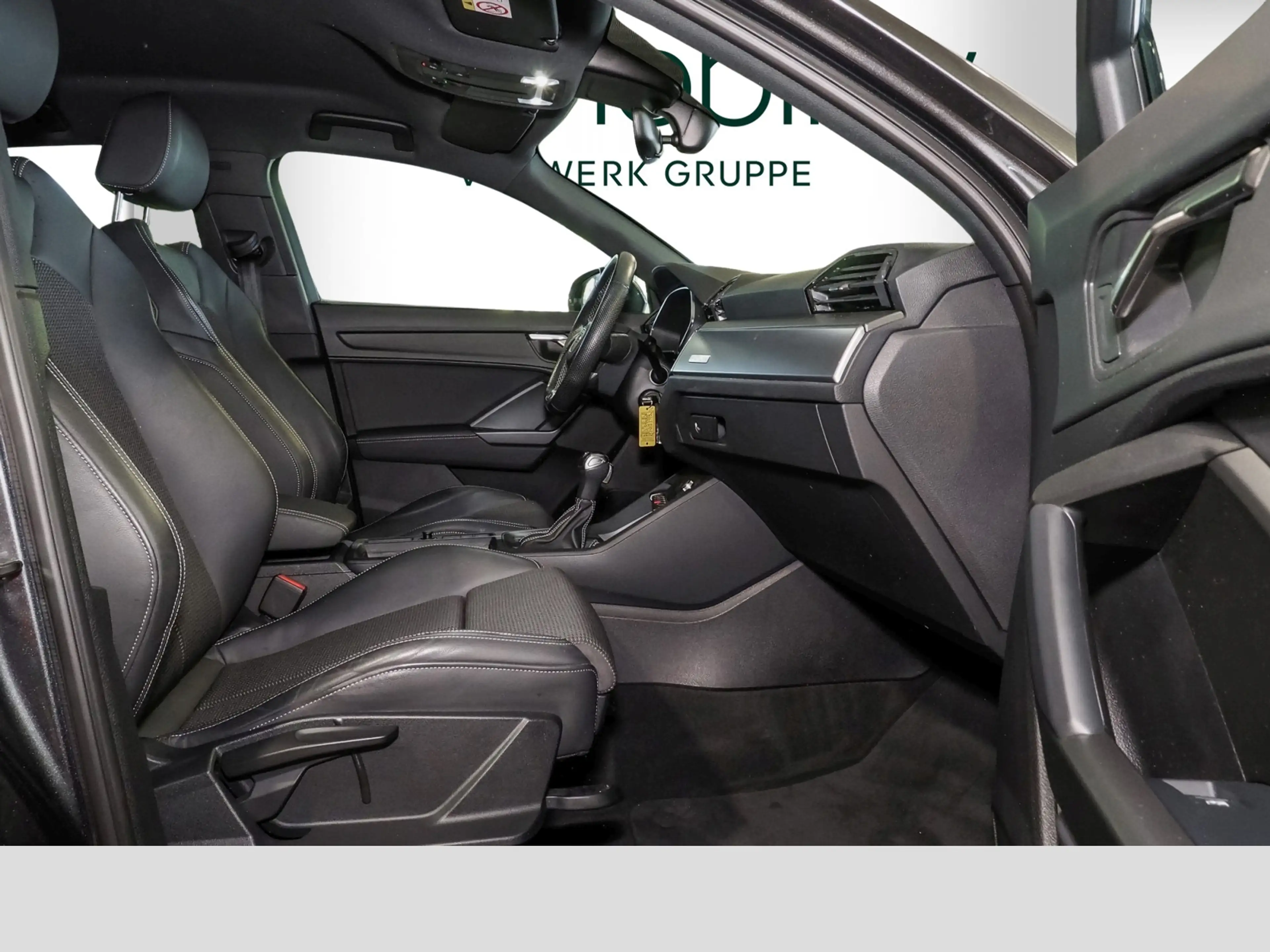 Audi Q3 S LINE 2.0 35 TDI — photo 6