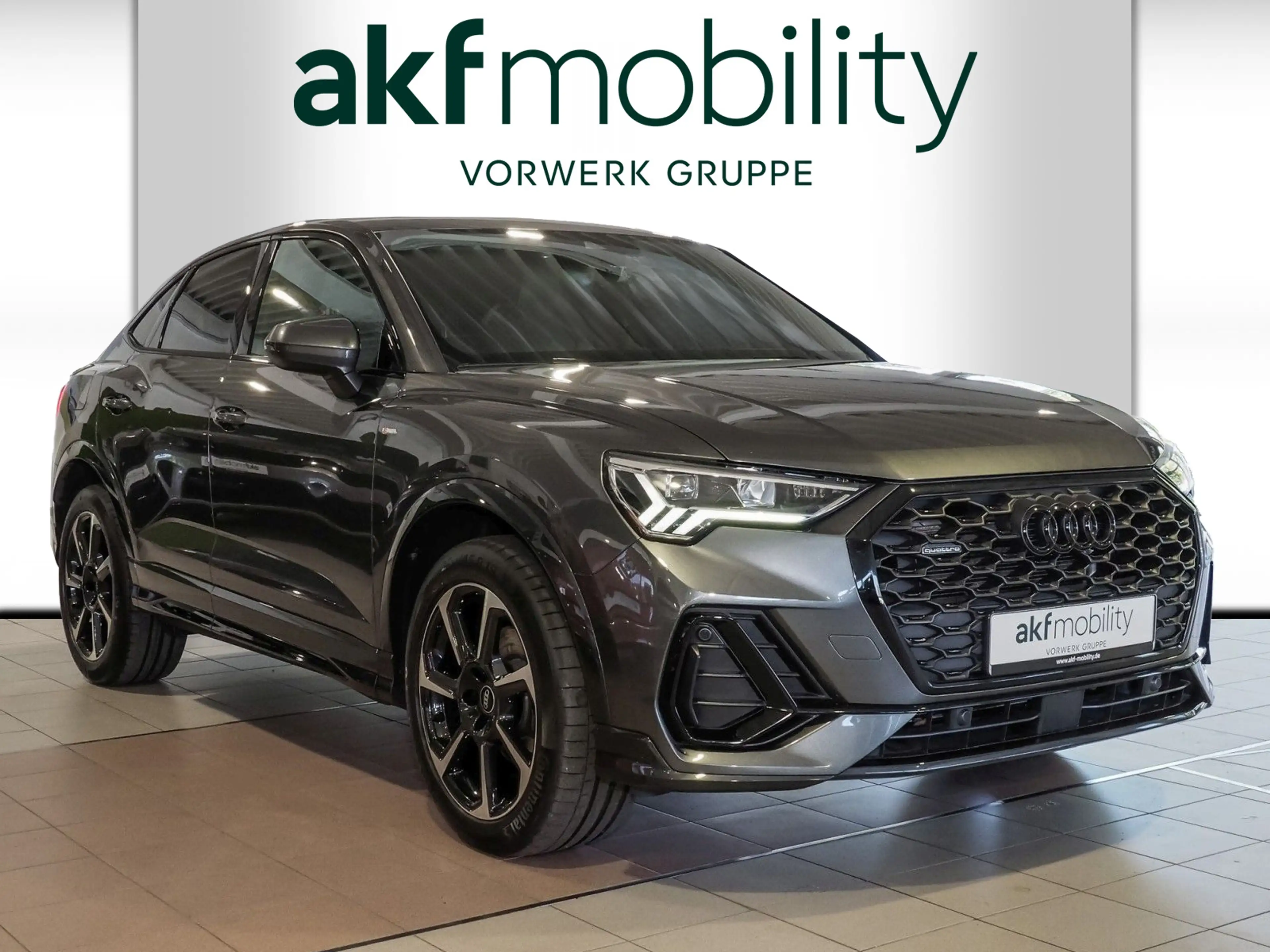 Audi Q3 S LINE 2.0 35 TDI — photo 2
