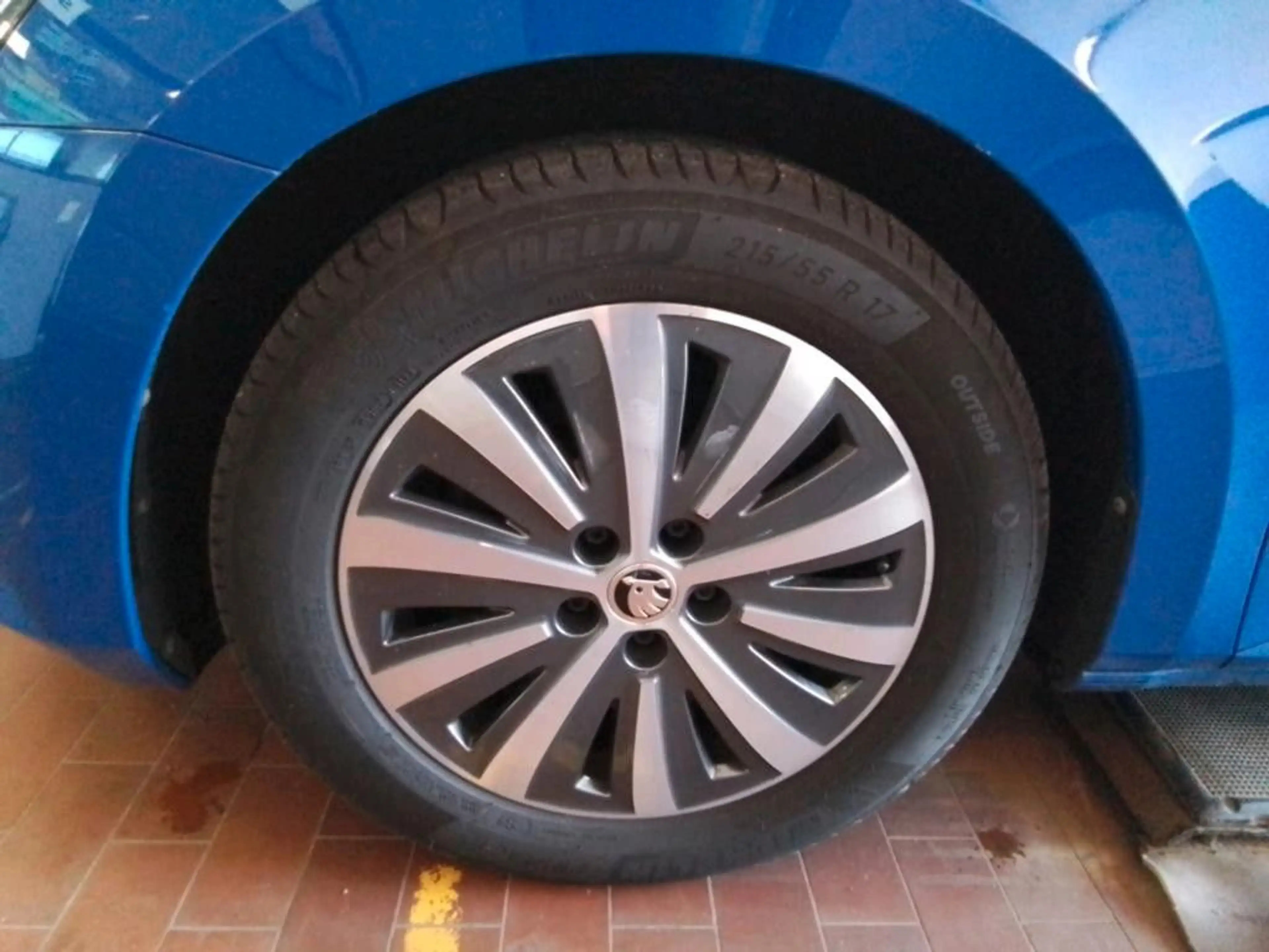 Skoda Superb Combi Style 2.0 TDI DSG LED/NAVI/KESSY — photo 11