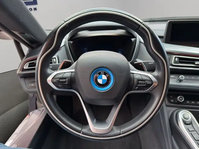 BMW I8 view 15