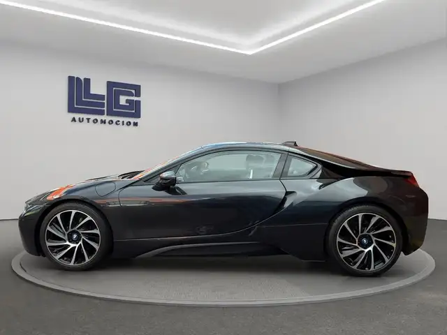 BMW I8 view 8