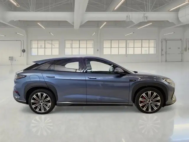 Byd Sealion 7 view 3