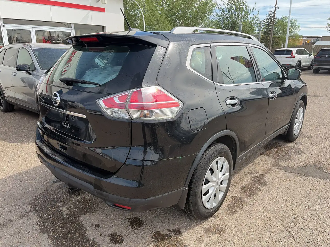 Nissan Rogue снимка Nissan Rogue