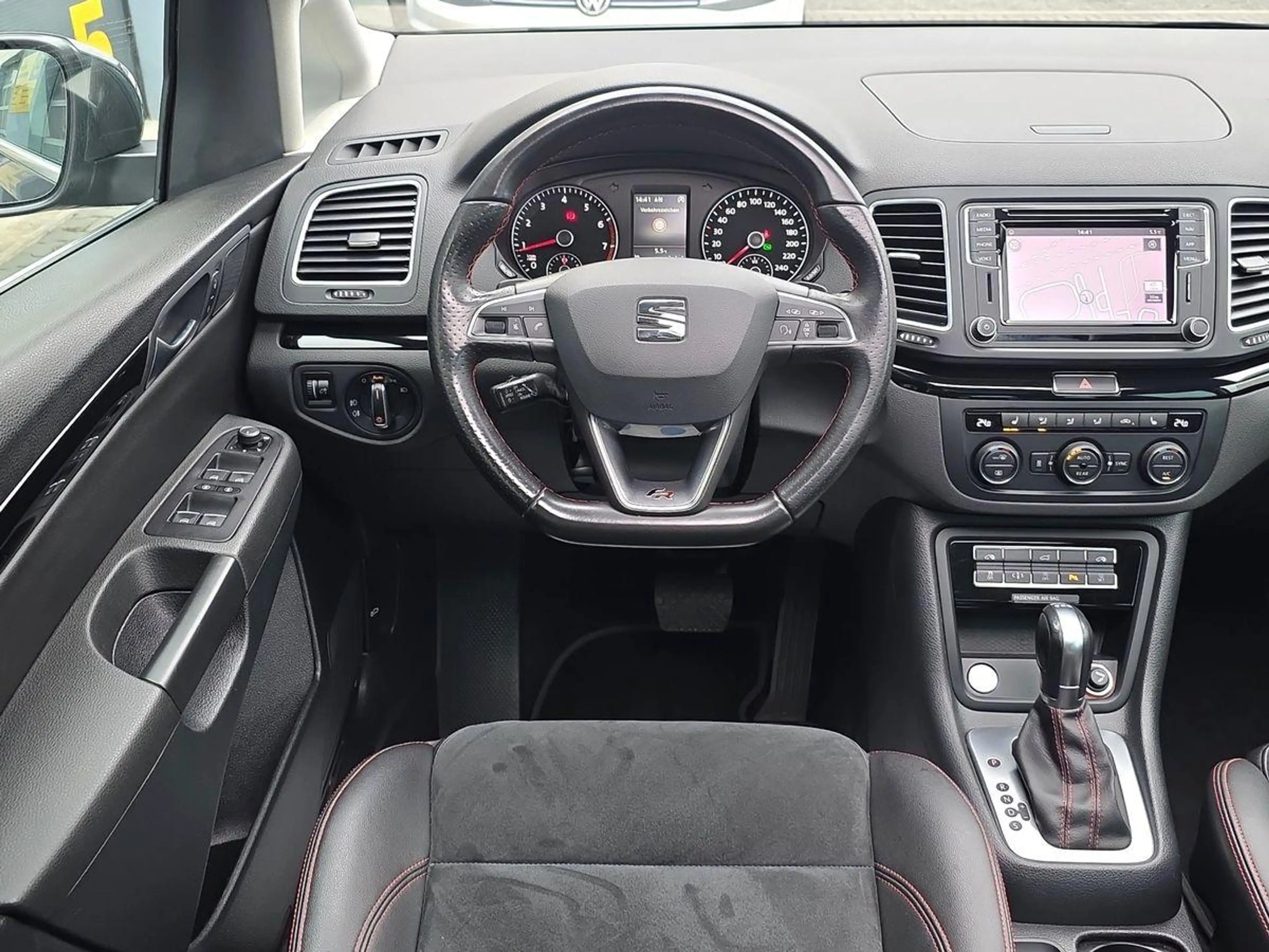 SEAT Alhambra FR-Line TSI DSG 7SITZ STNDHZ PANO A-LEDER ACC — photo 14