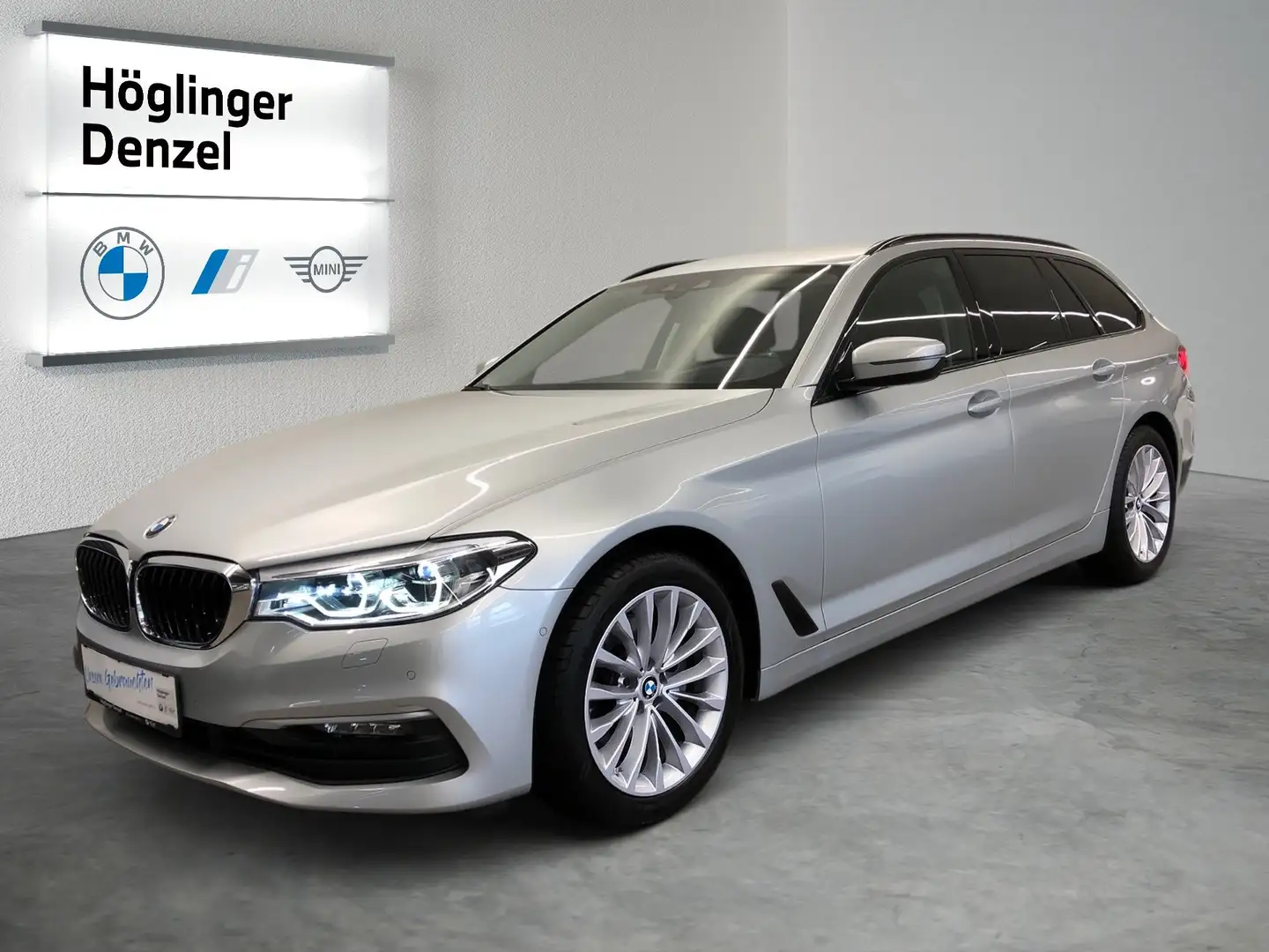 BMW 520 520d xDrive Silber - 2