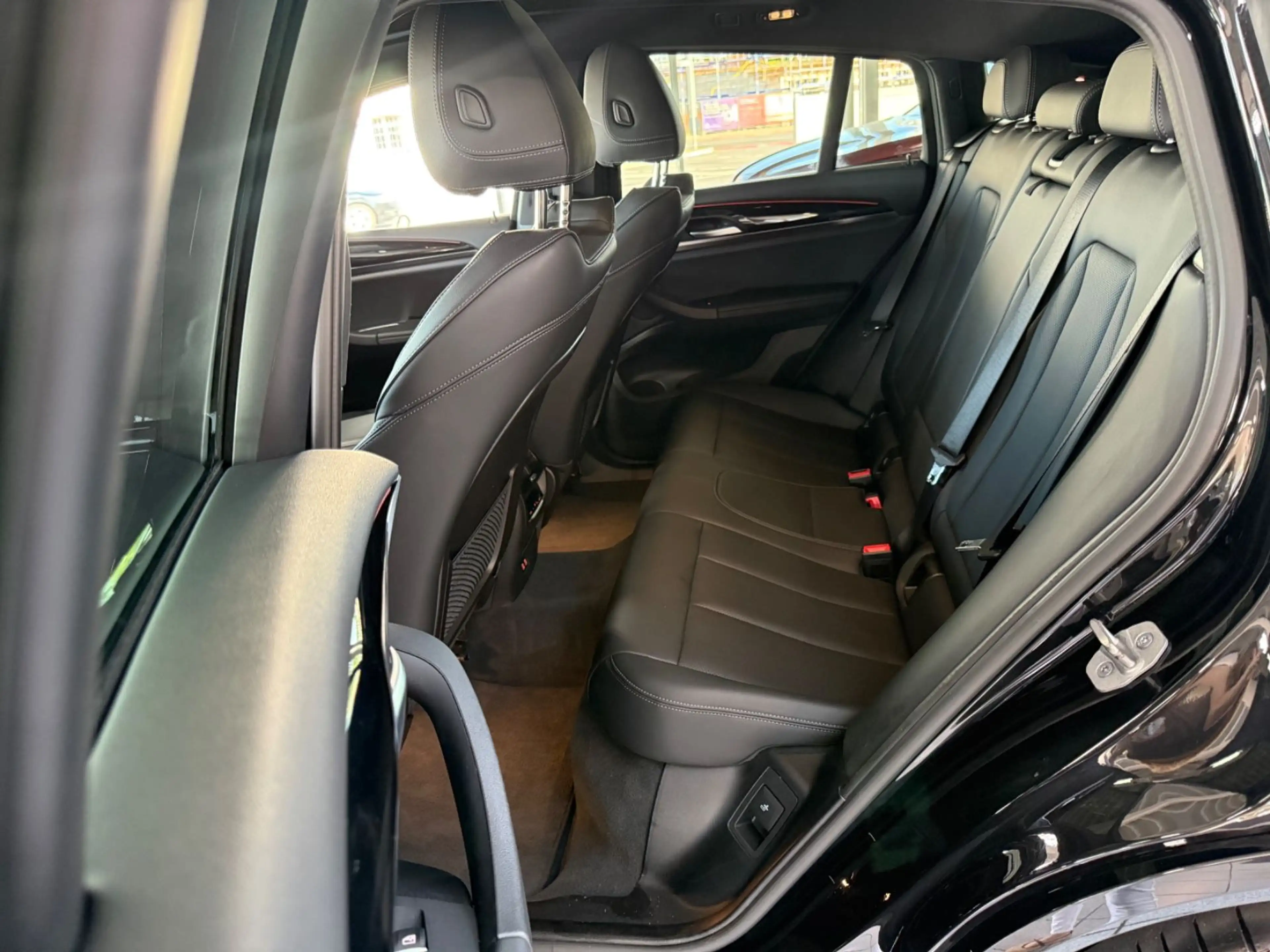BMW X4 xDrive 30i M Sportpaket LASER/HUD/PANO/STANDH — photo 13