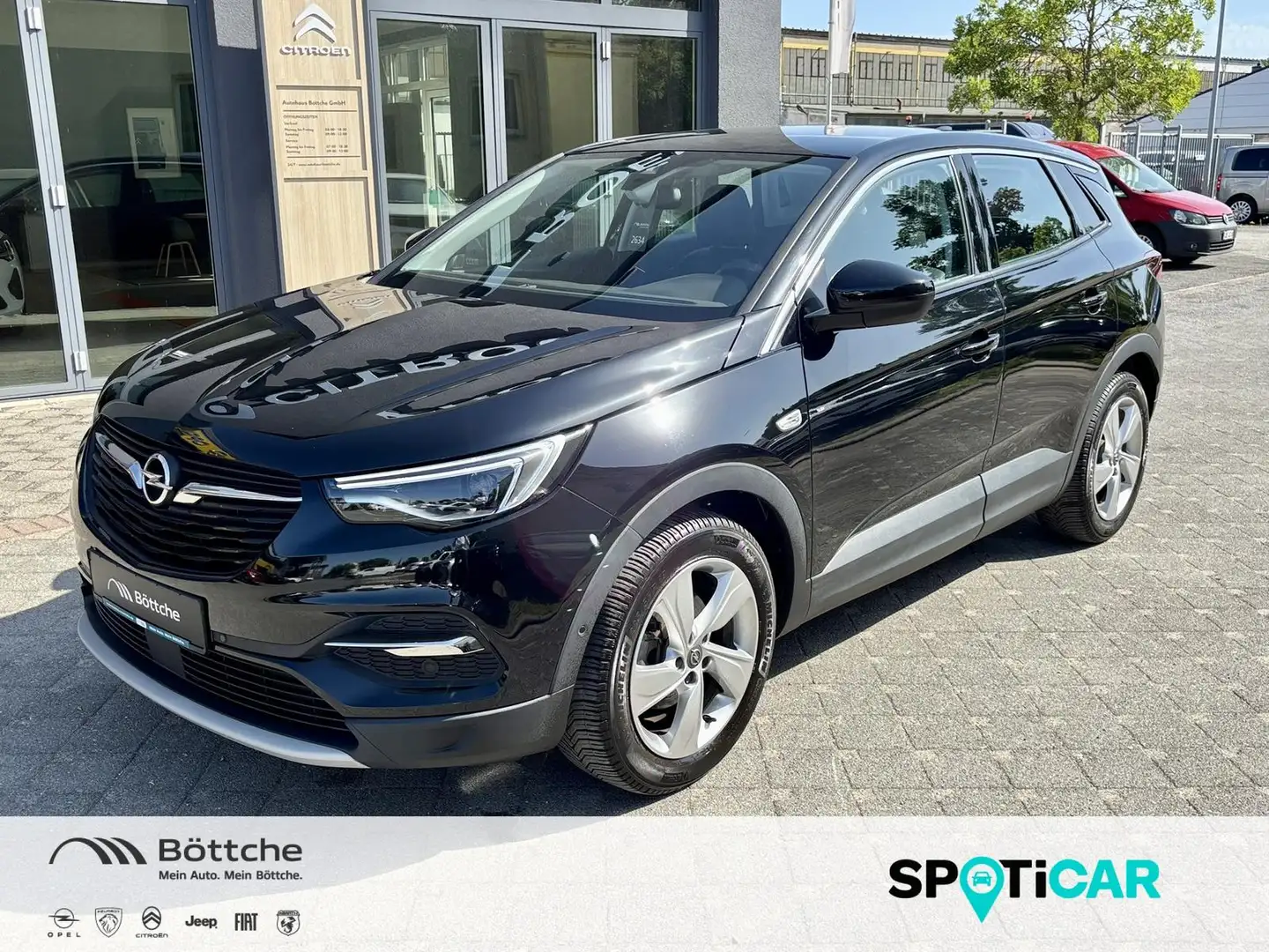 Opel Grandland X 130PT Innovation AT/LED/KLIMAAUT/SITZH/NAVI/KAMERA Schwarz - 1
