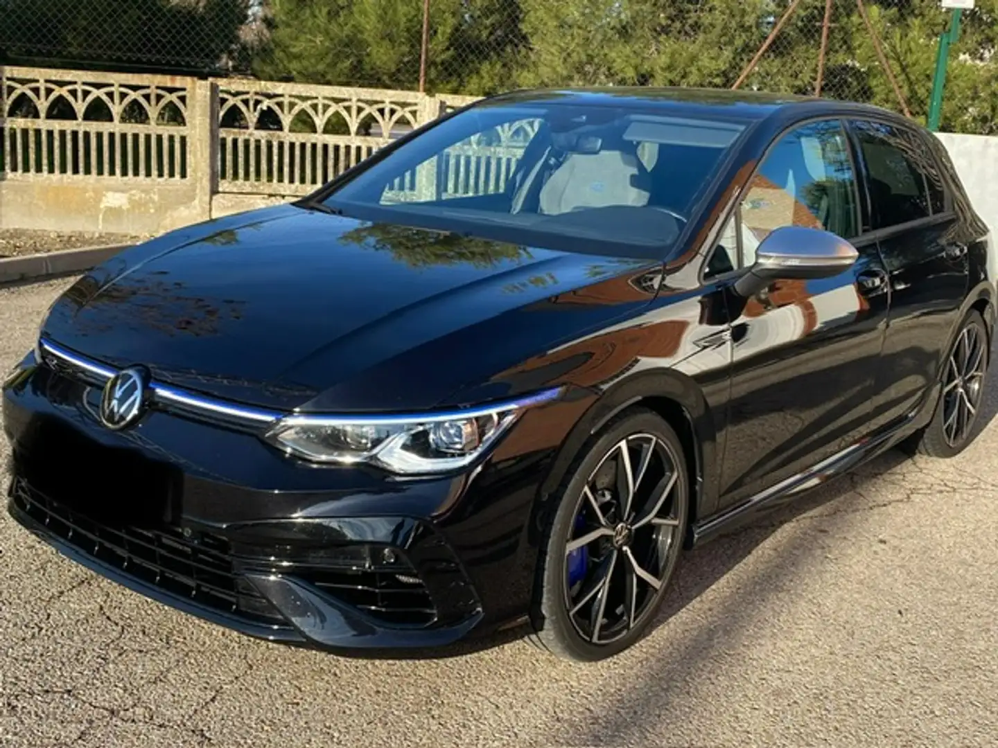 Volkswagen Golf 2.0 TSI R DSG 235kW - 1