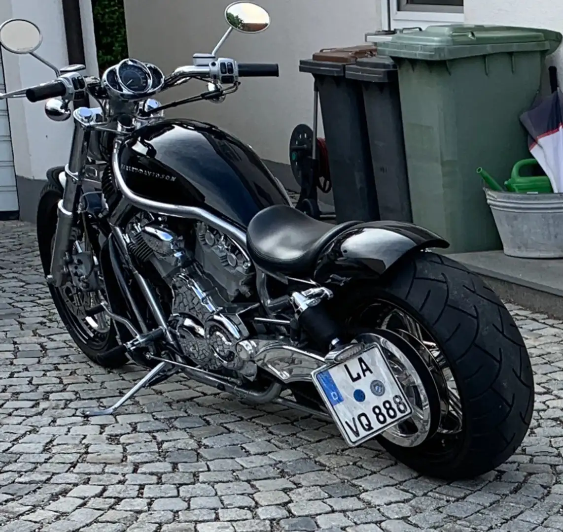 Harley-Davidson V-Rod umgebaute von Ricks Negru - 2