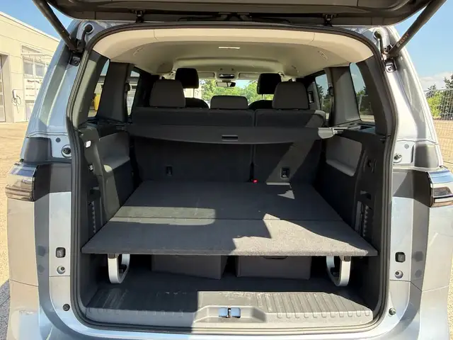 Volkswagen Id. Buzz view 14