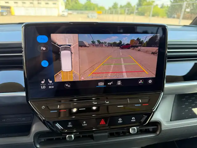 Volkswagen Id. Buzz view 13