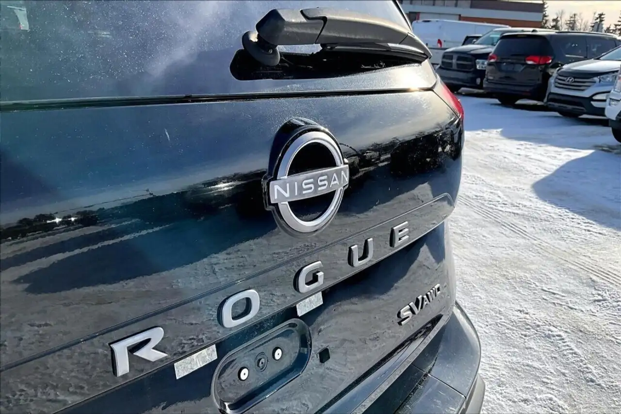 Nissan Rogue снимка Nissan Rogue