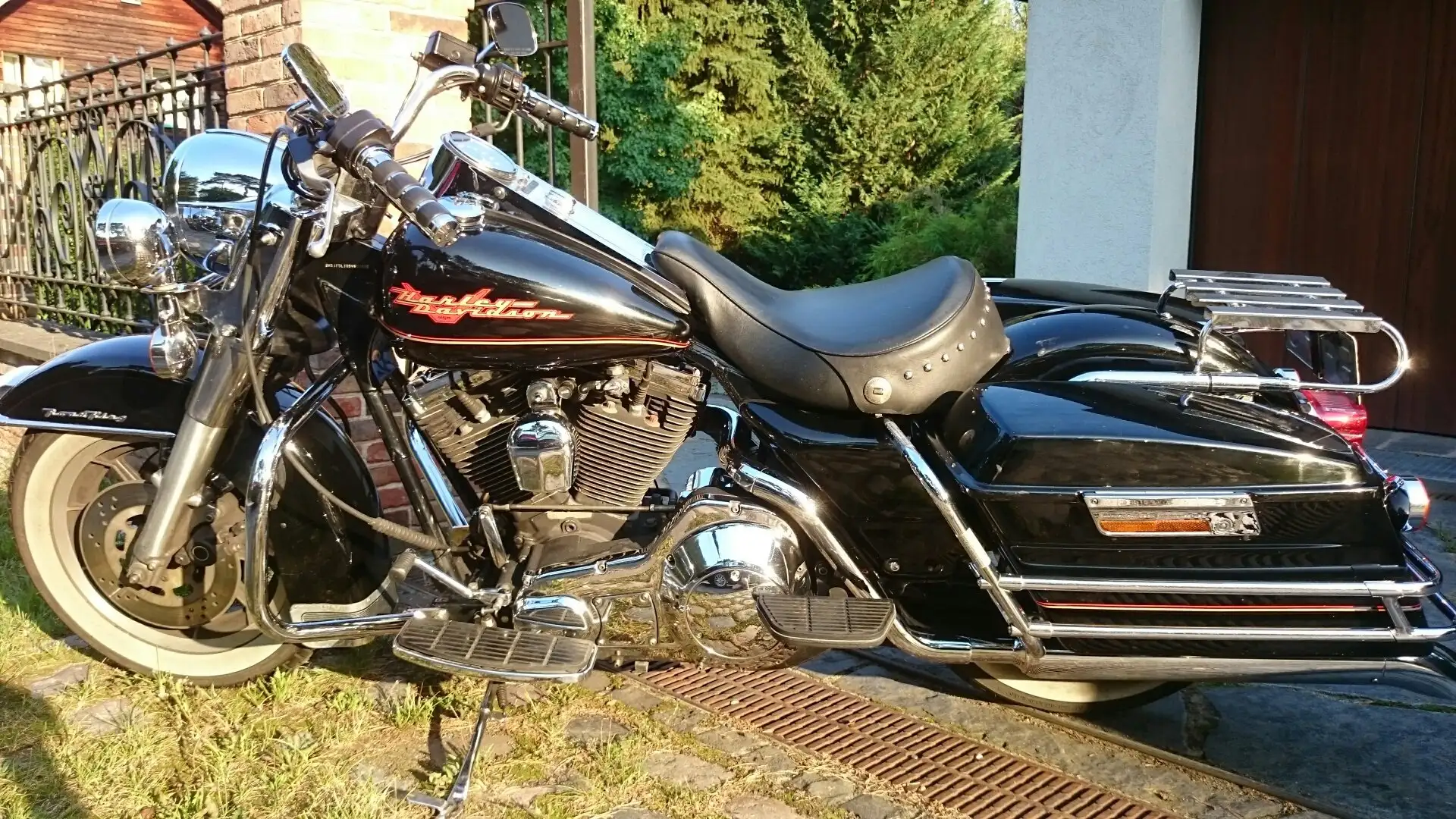 Harley-Davidson Road King FLT / FLHR, überholt Schwarz - 1