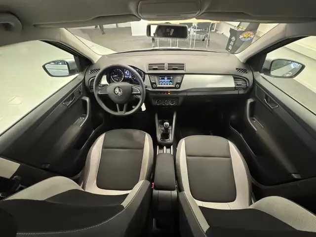 Skoda Fabia view 11