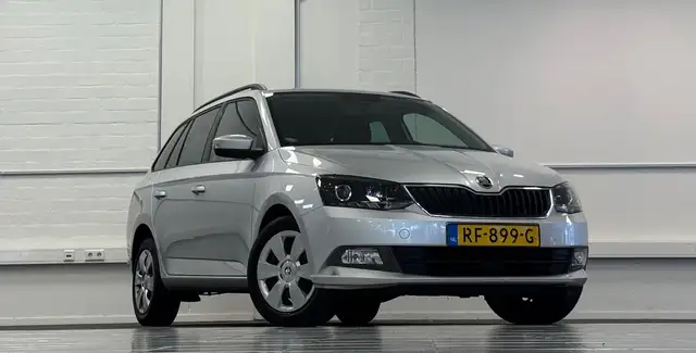 Skoda Fabia view 2