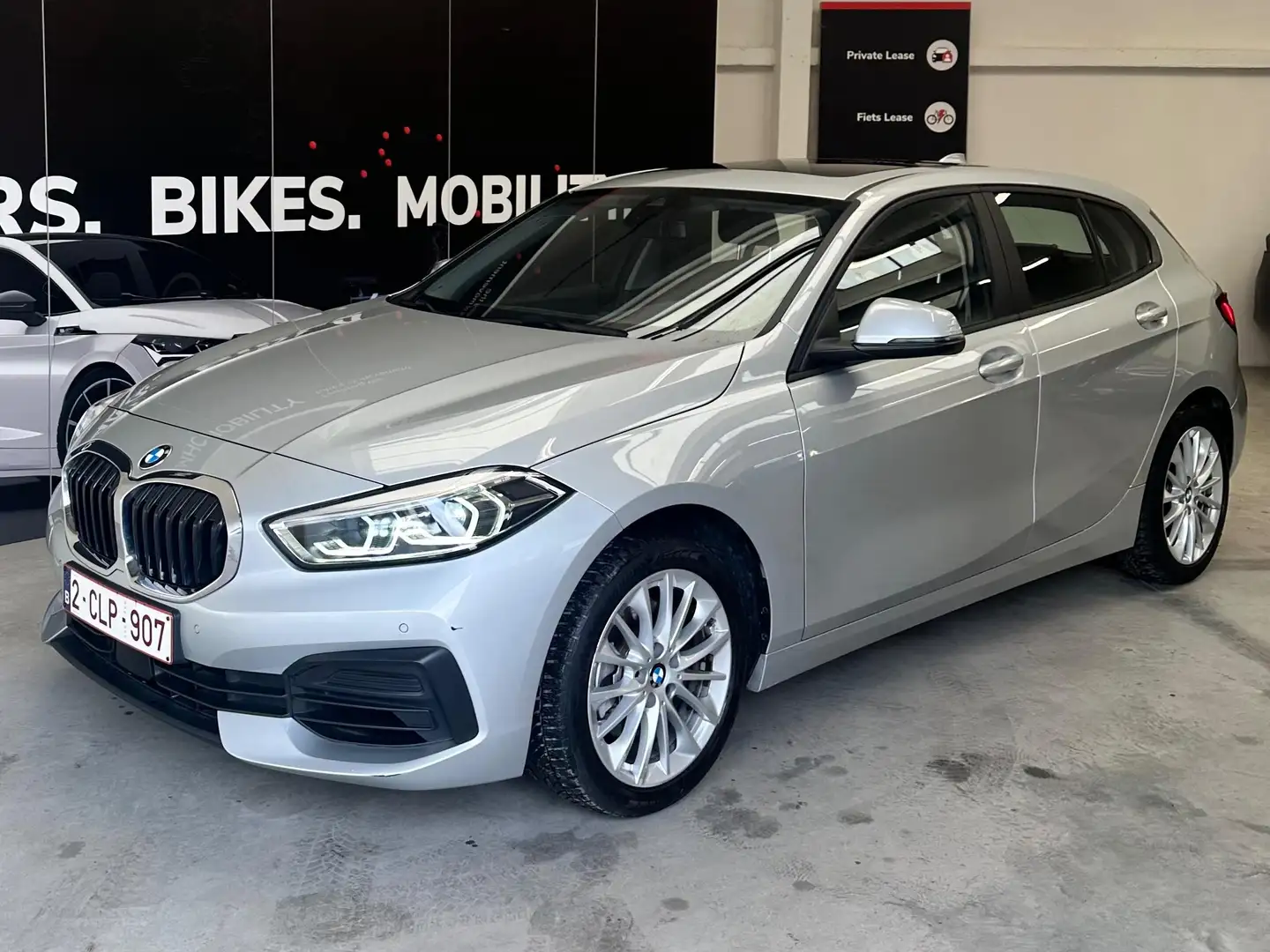 BMW 116 116i Aut. Plateado - 1