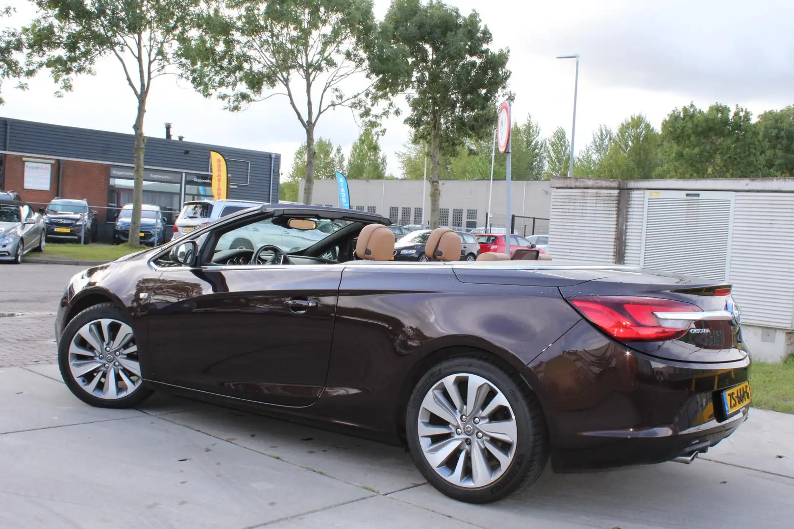 Opel Cascada 1.6 Turbo Cosmo zeer nette wagen vol leder opties Brun - 2