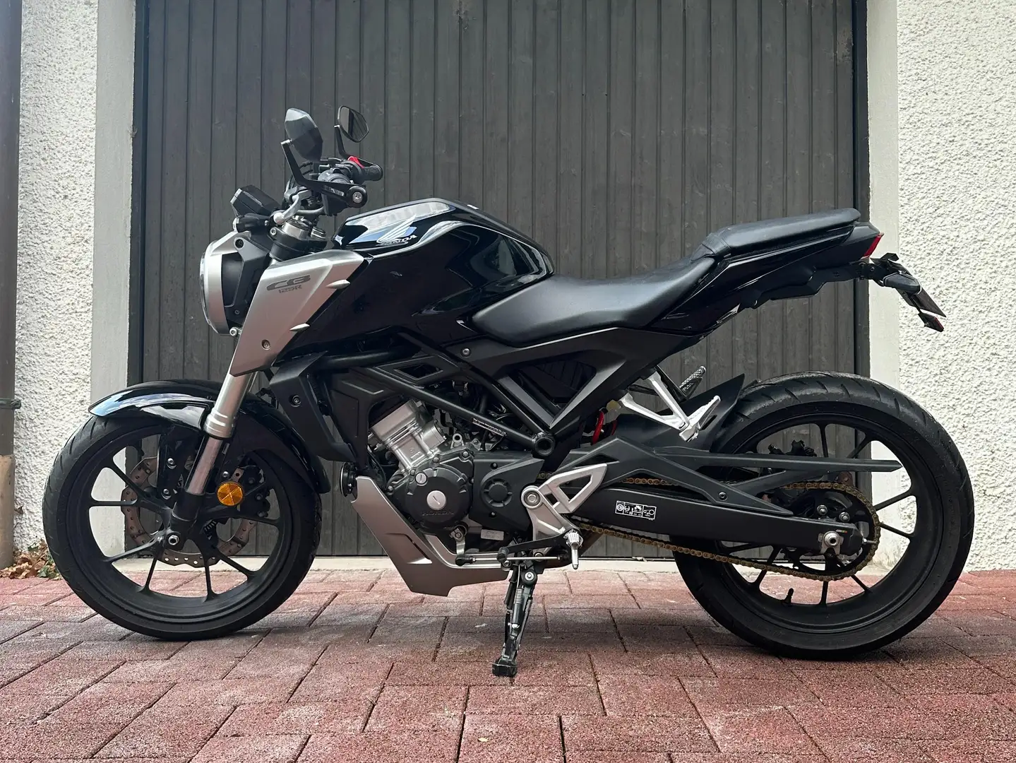 Honda CB 125 R Noir - 1