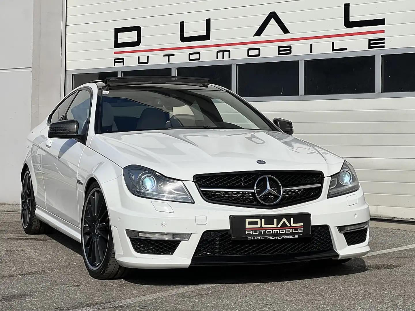 Mercedes-Benz C 63 AMG Coupe Aut. Weiß - 2