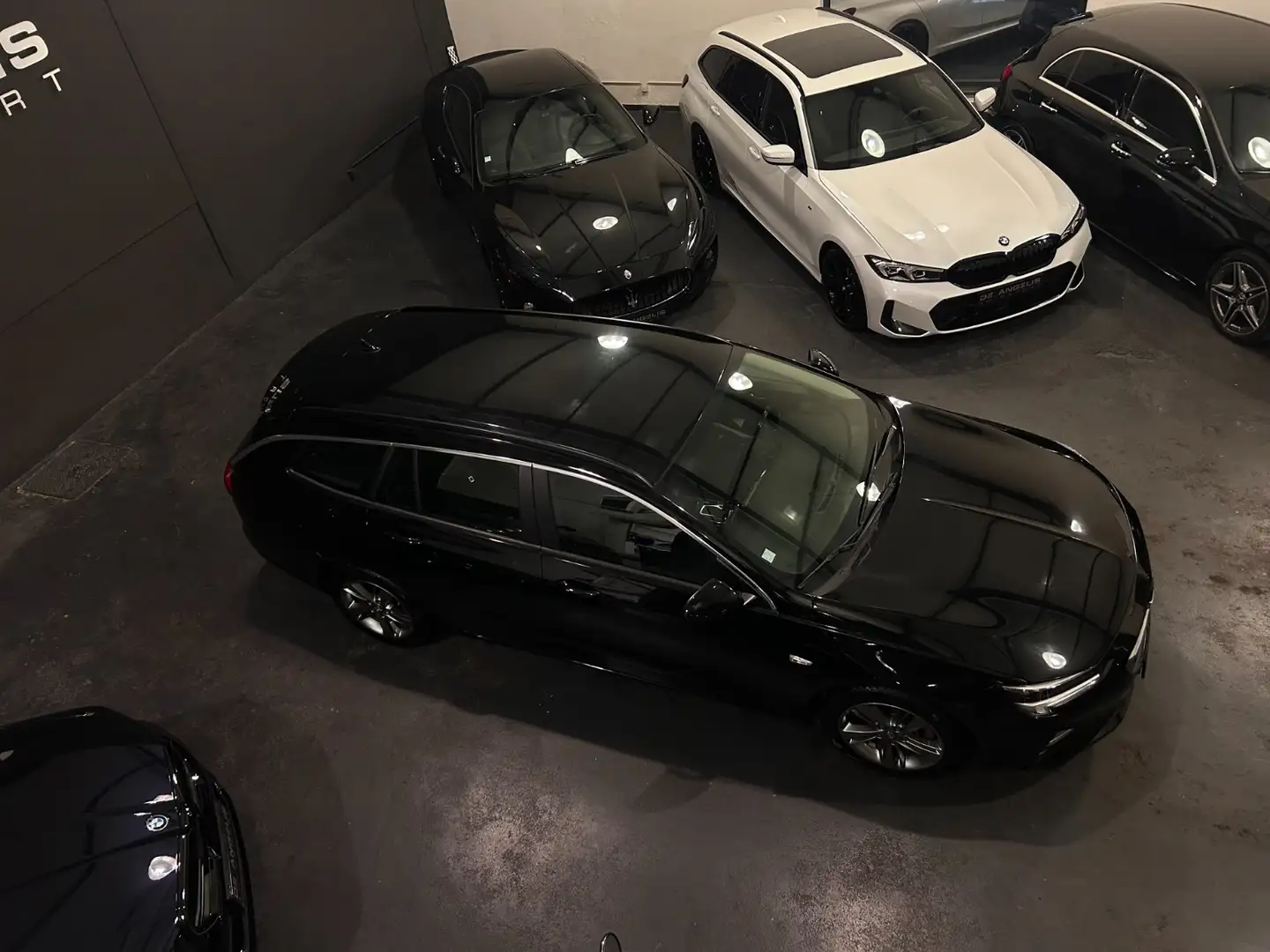 Opel Insignia SPORTS TOURER BUSINESS Noir - 2